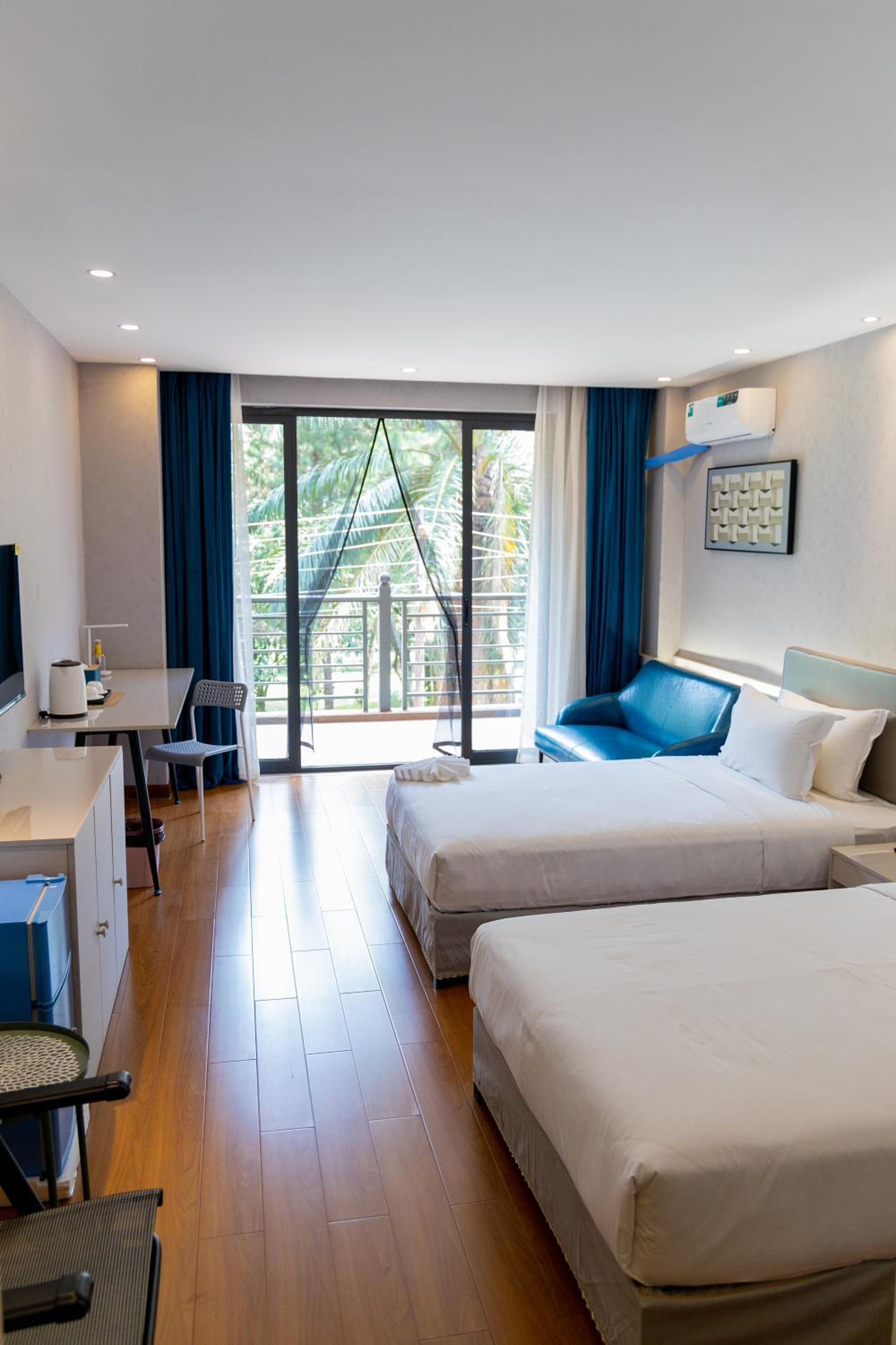 Deluxe Twin Room - Photo 1