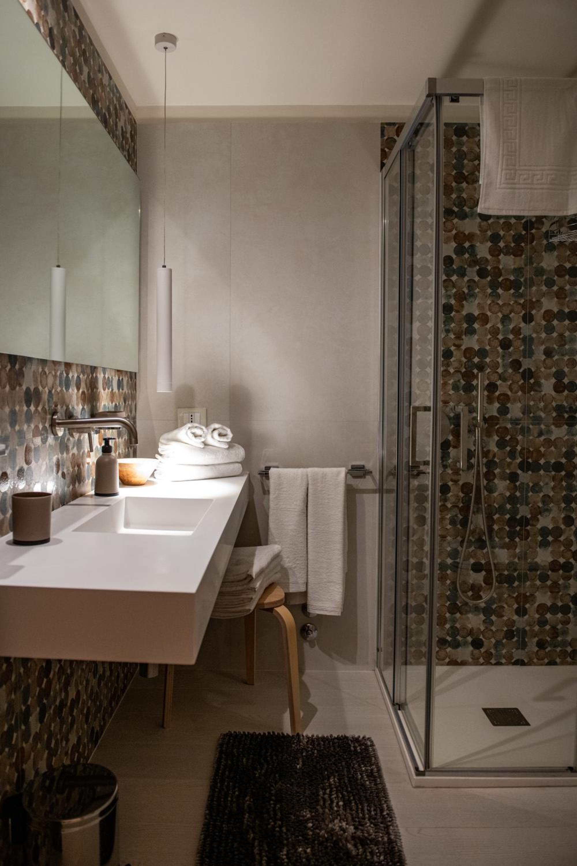 Deluxe Double Room with Shower photo 2