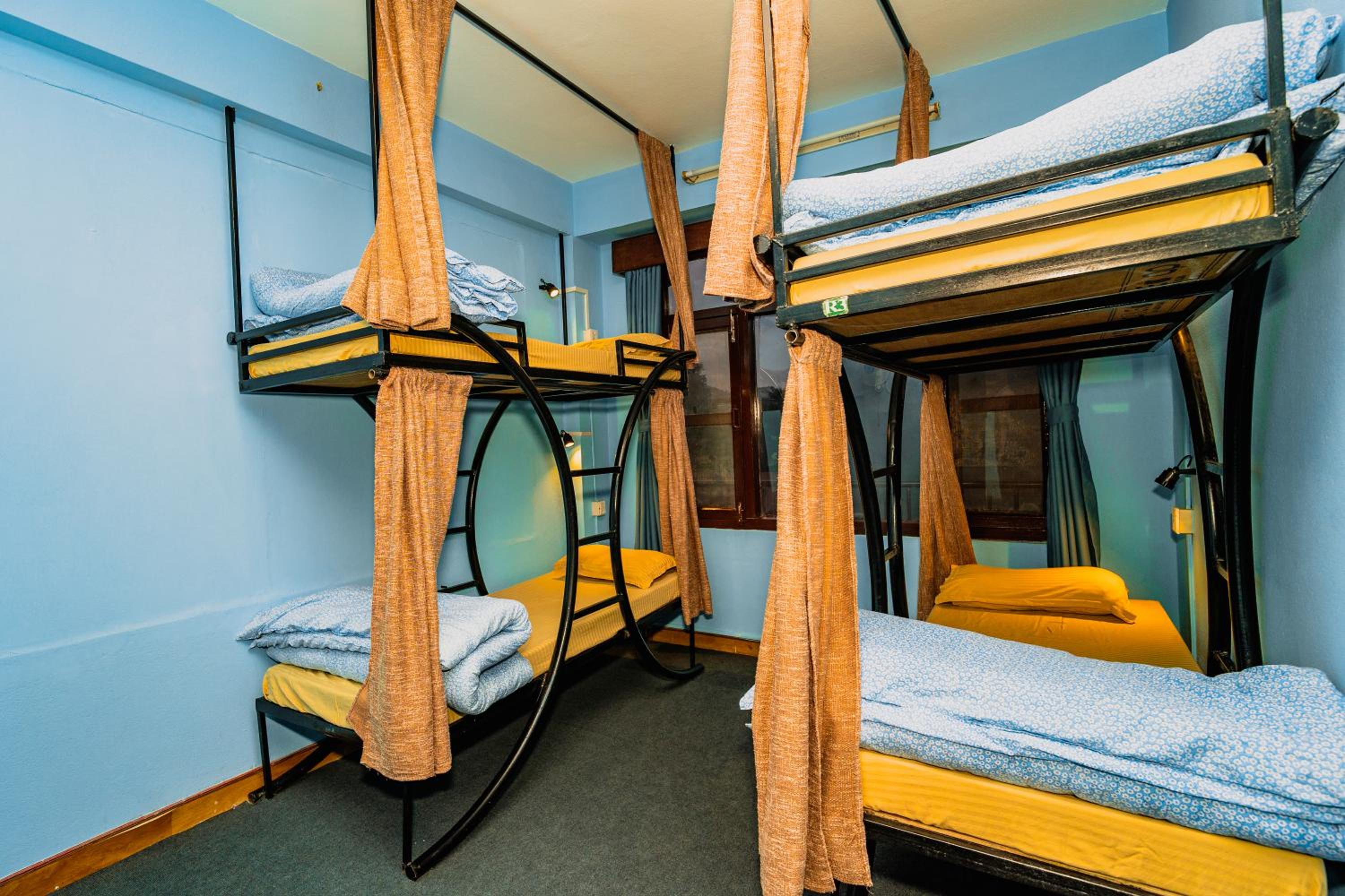 Bed in 4-Bed Mixed Dormitory Room photo 1