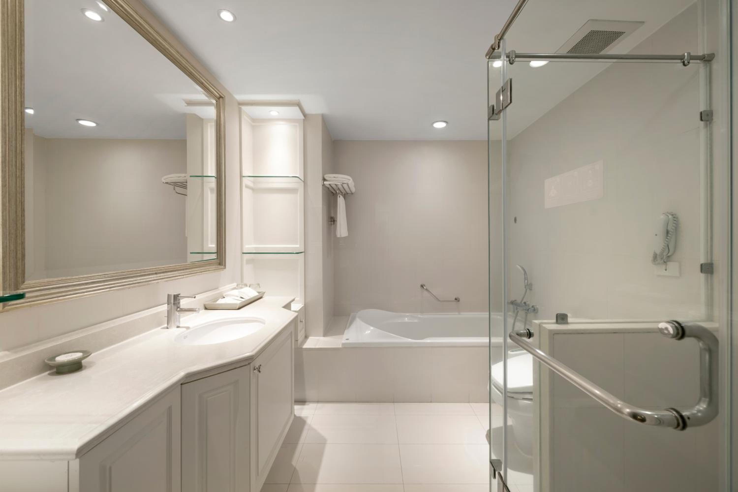 Grand Deluxe Double or Twin Room
