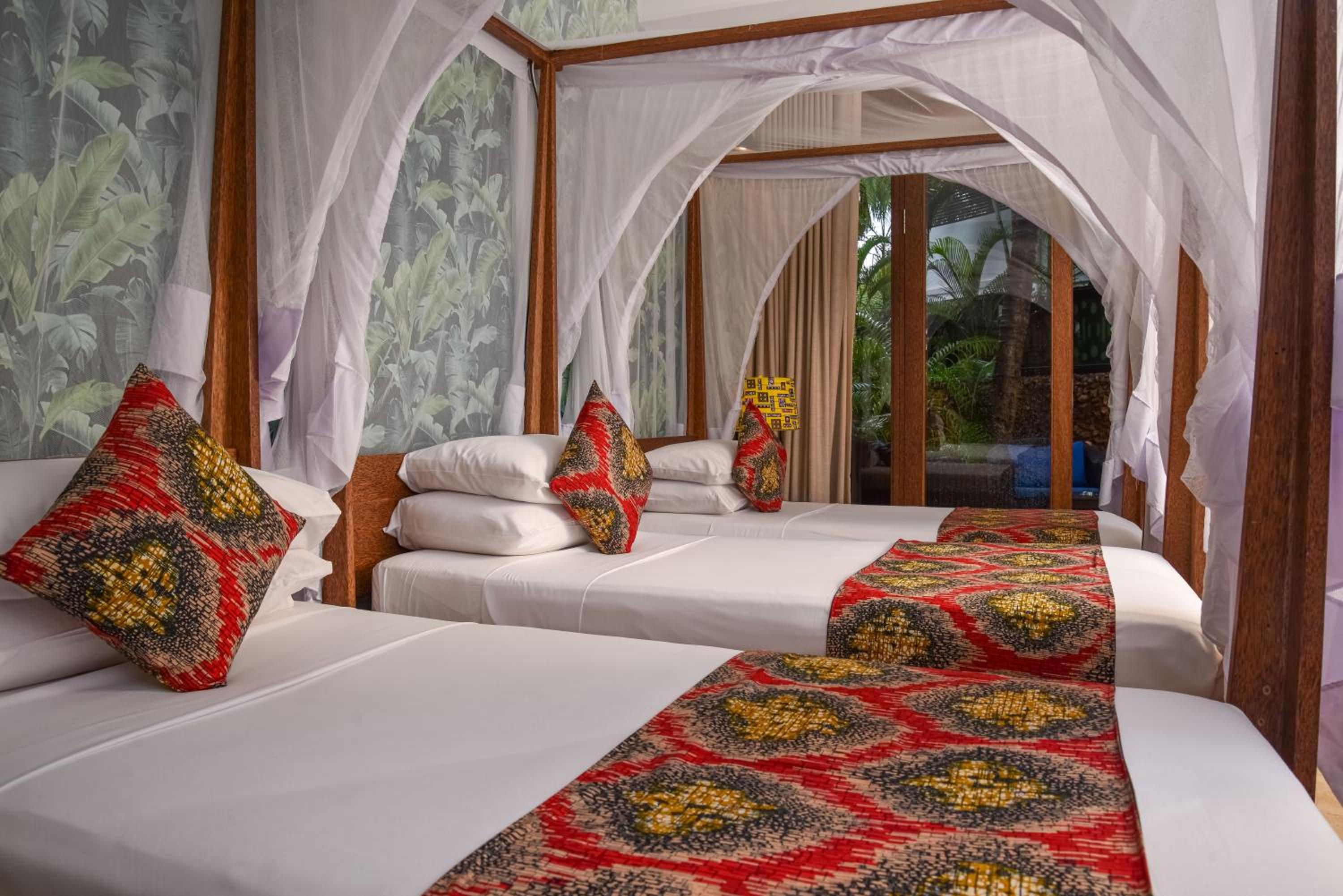 Z Hotel Triple Room with Garden View