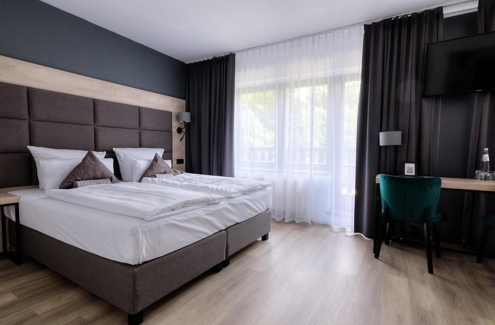 Double Room - Photo 2