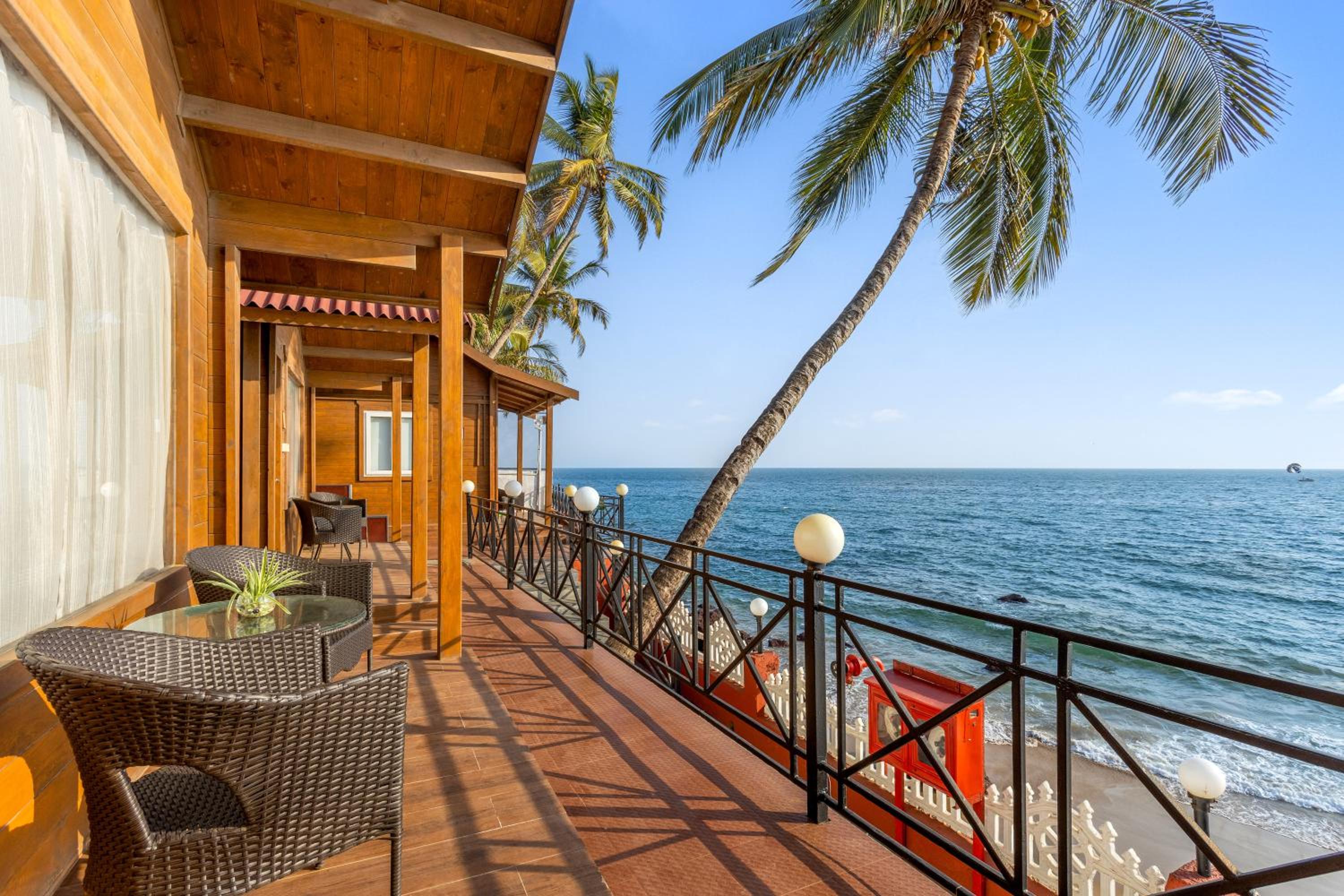Sea View Deluxe Chalet - 15% Discount on Food & Beverages (Not Applicable on Room Service) - Photo 2