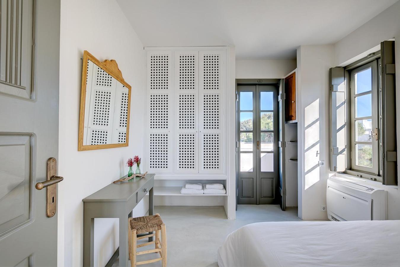Captain's House - Photo 18