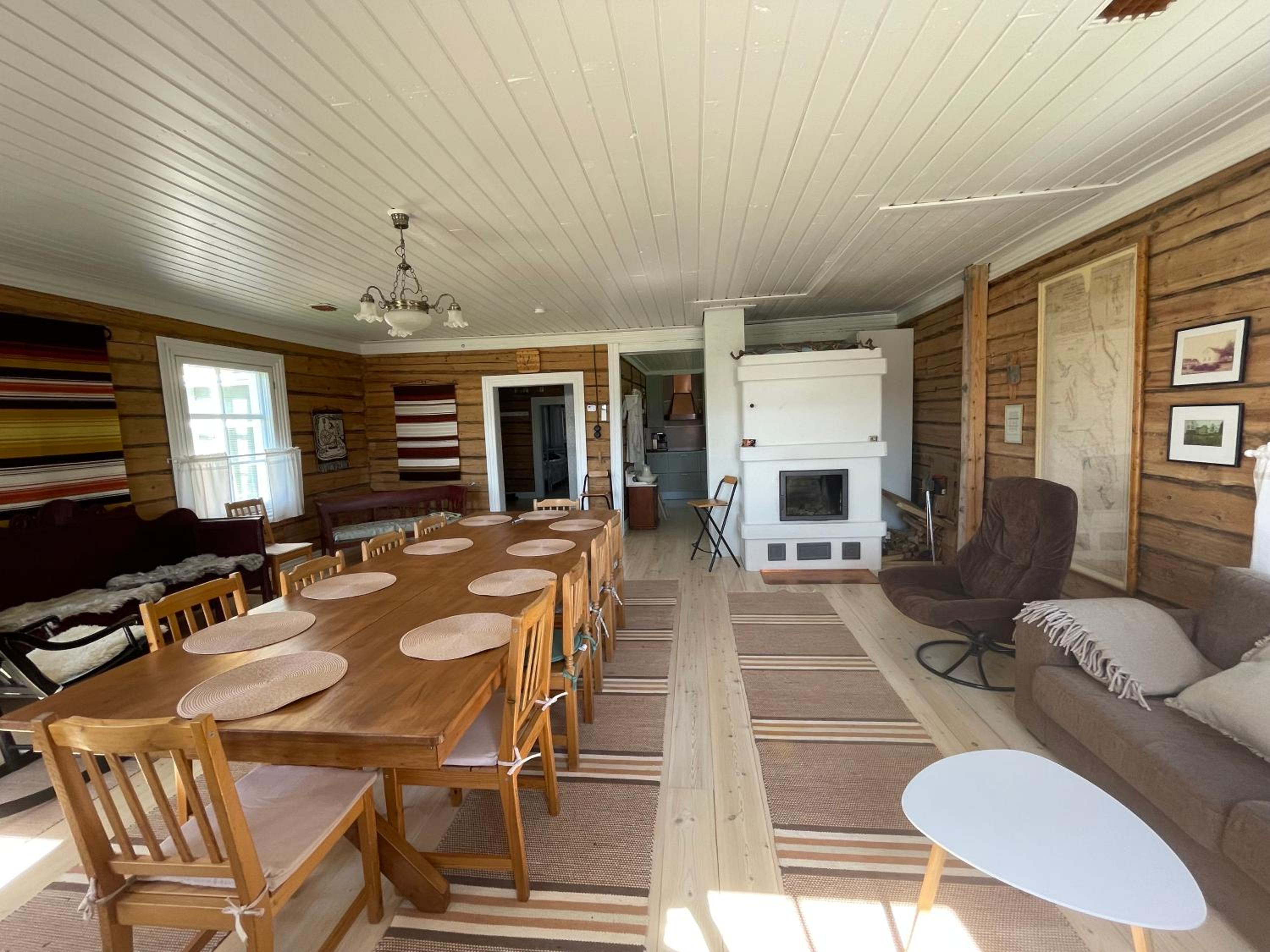Villa photo 3