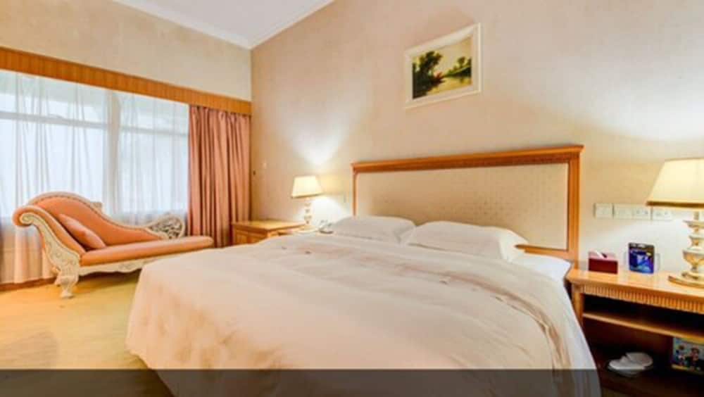 Executive Suite photo 2