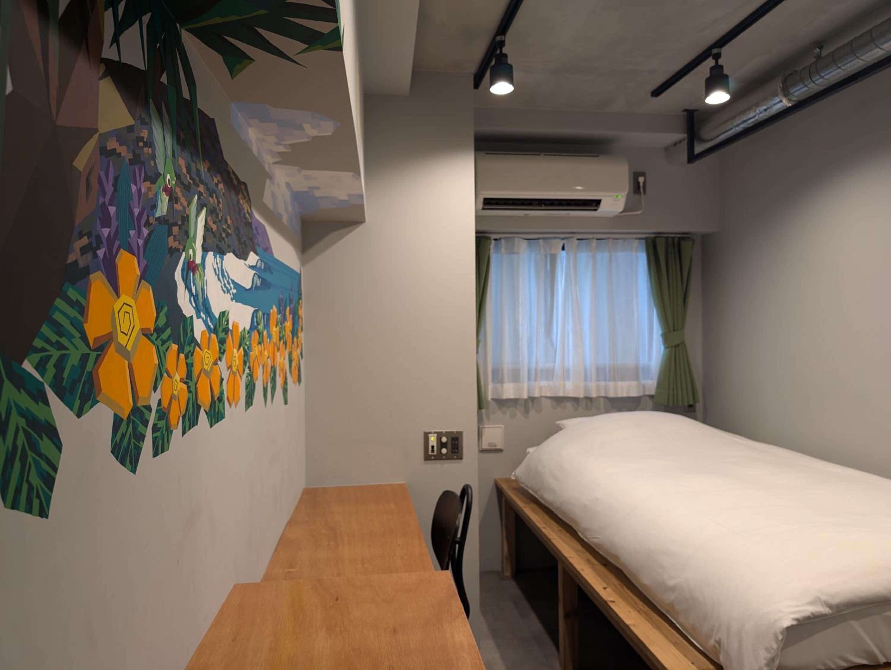 Single Room photo 3