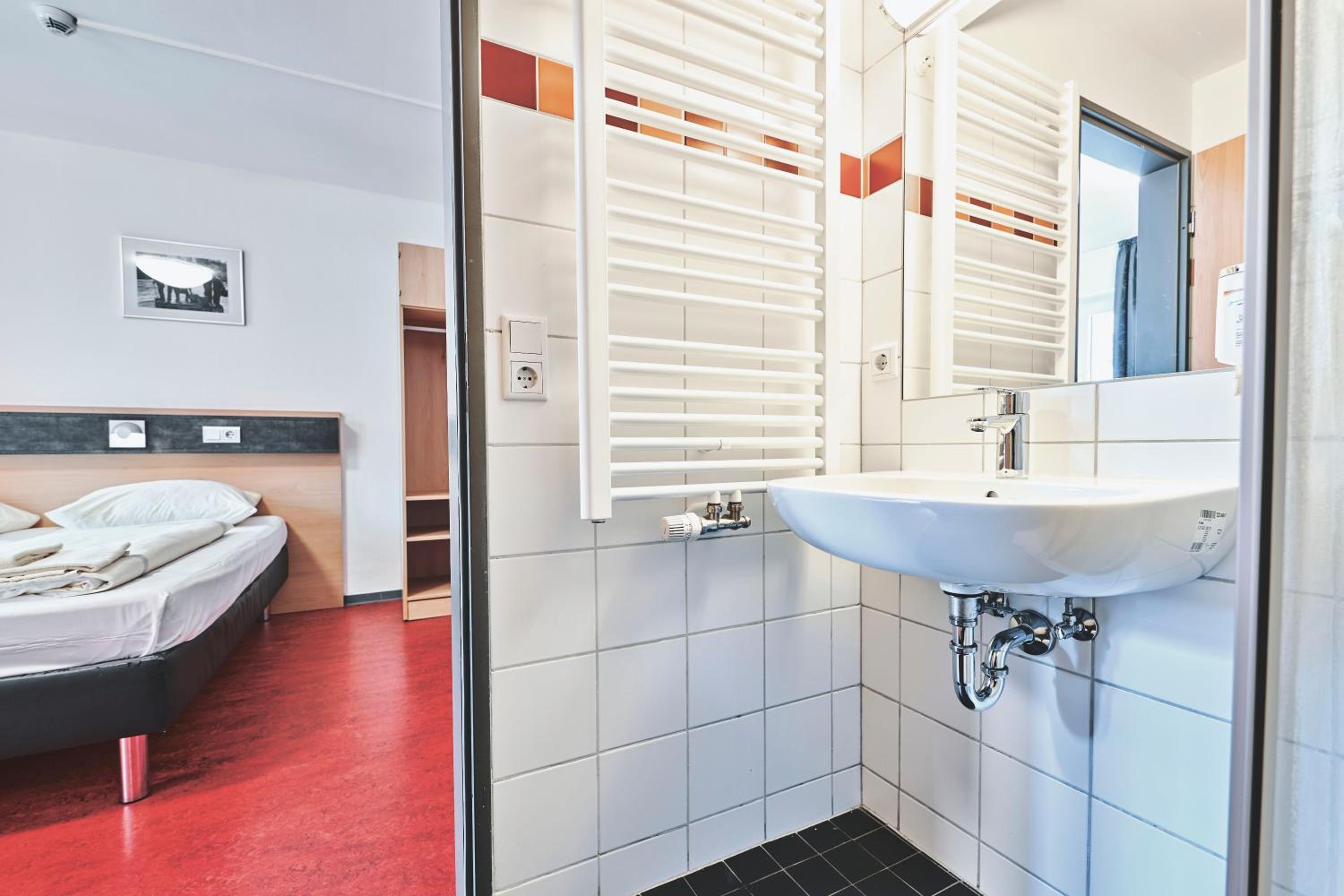 Double Room - Photo 4