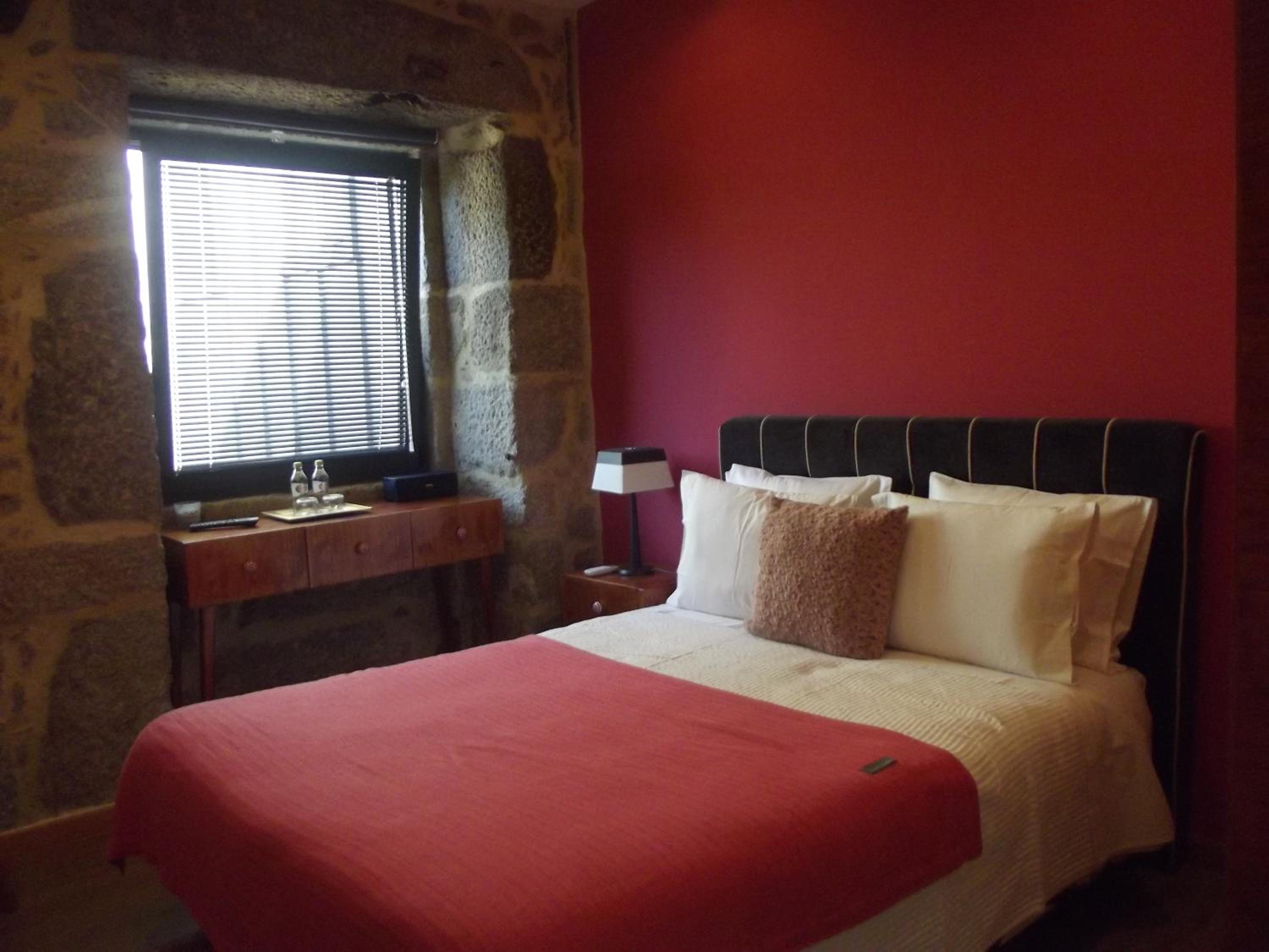 Budget Double Room - Photo 2