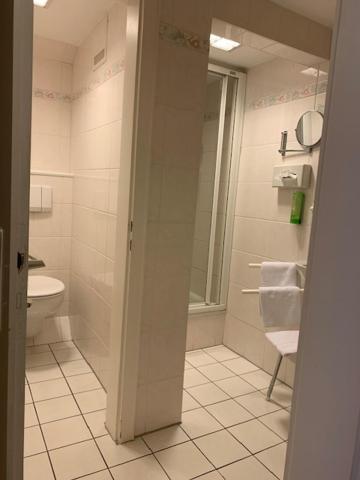 Budget Double Room photo 3