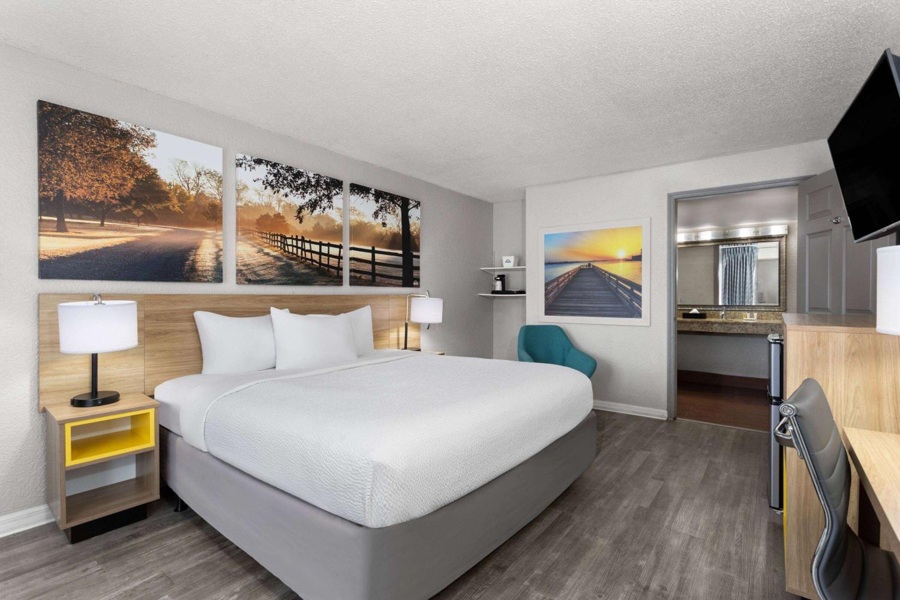King Room - Disability Access/Non-Smoking - Photo 1