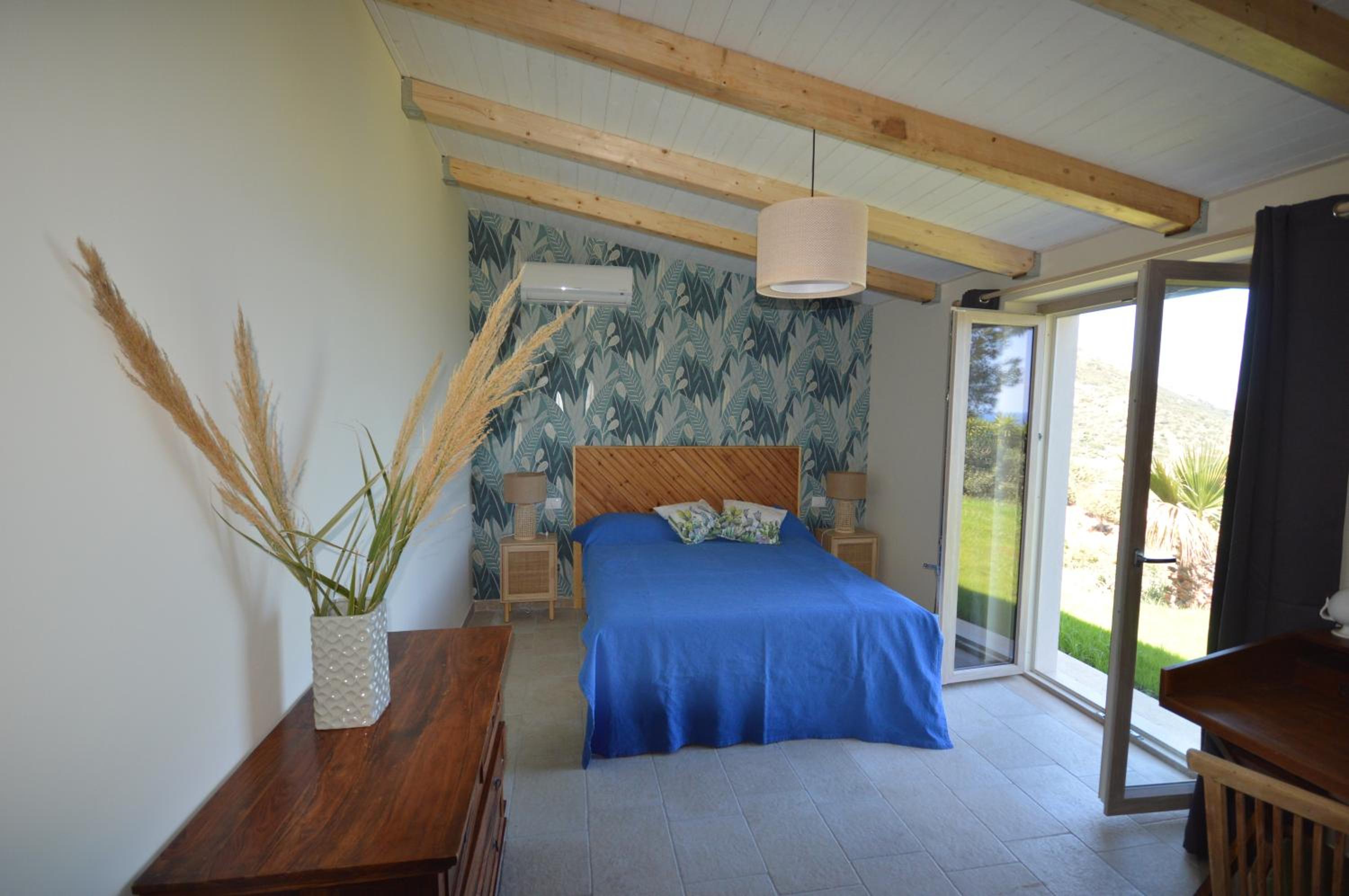 Villa photo 1
