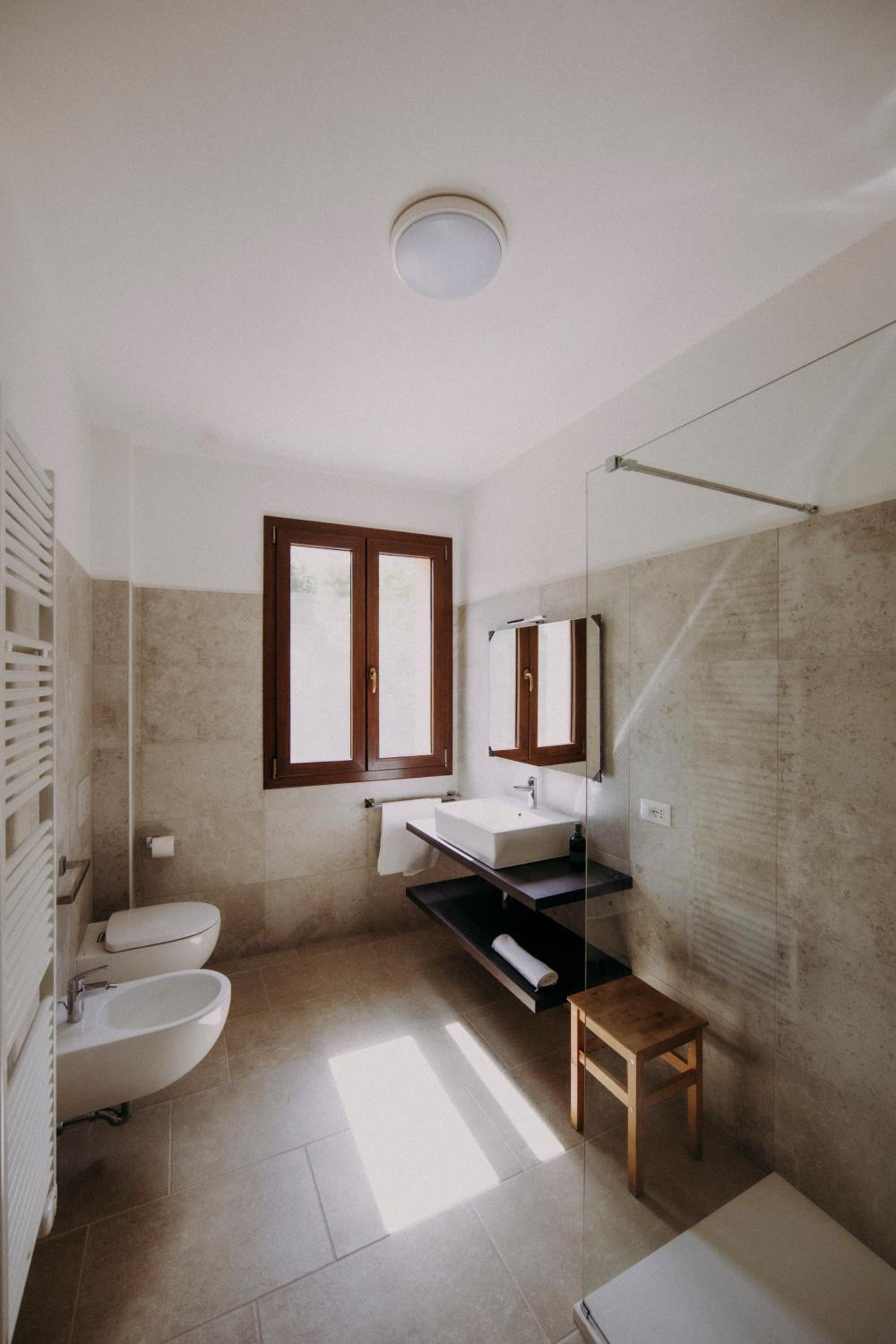 Double Room with Private Bathroom photo 3
