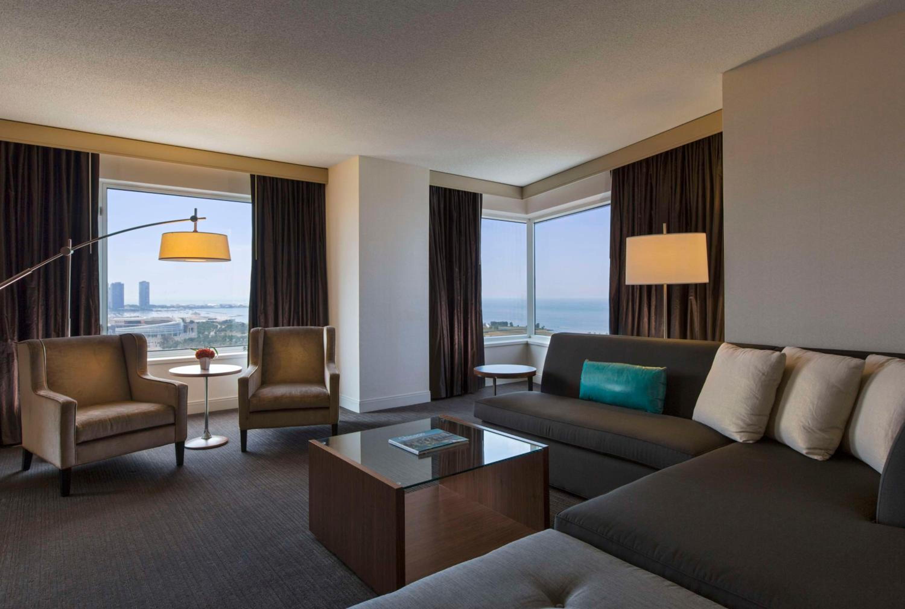 One-Bedroom Executive Suite