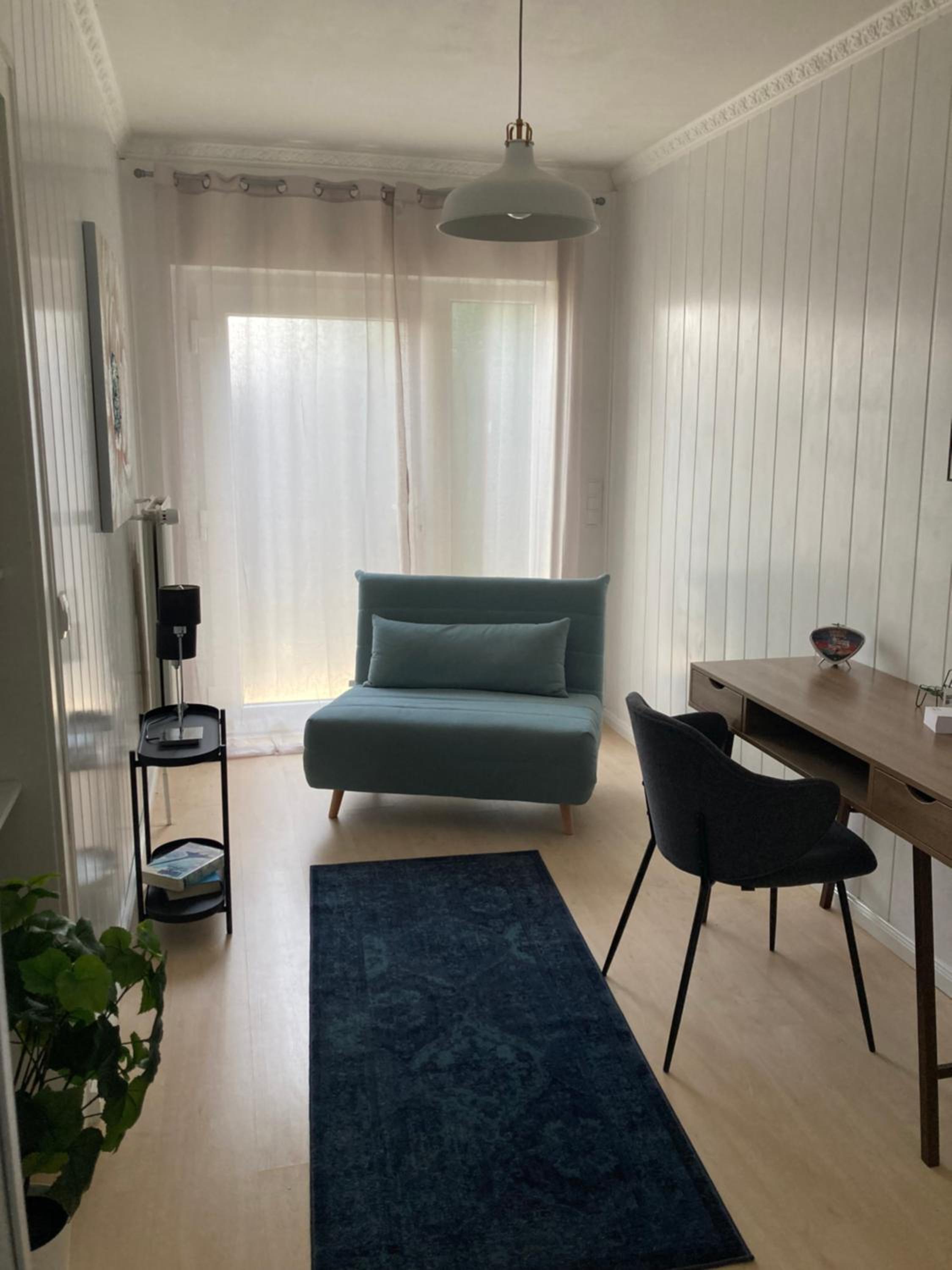 One-Bedroom Apartment photo 1