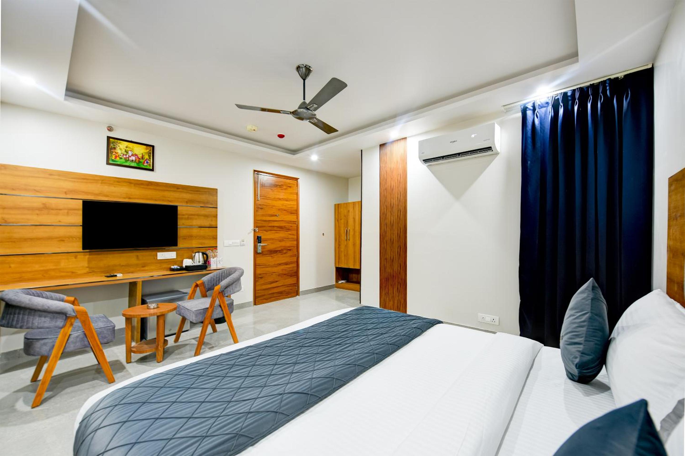 Superior King Room photo 3