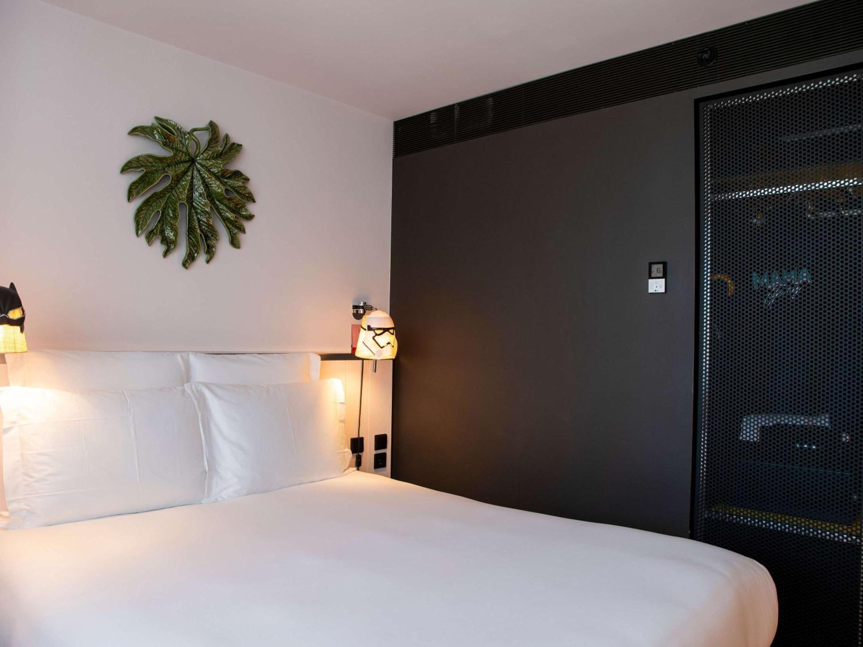 Medium Mama Double Room with Queen Bed - Photo 1