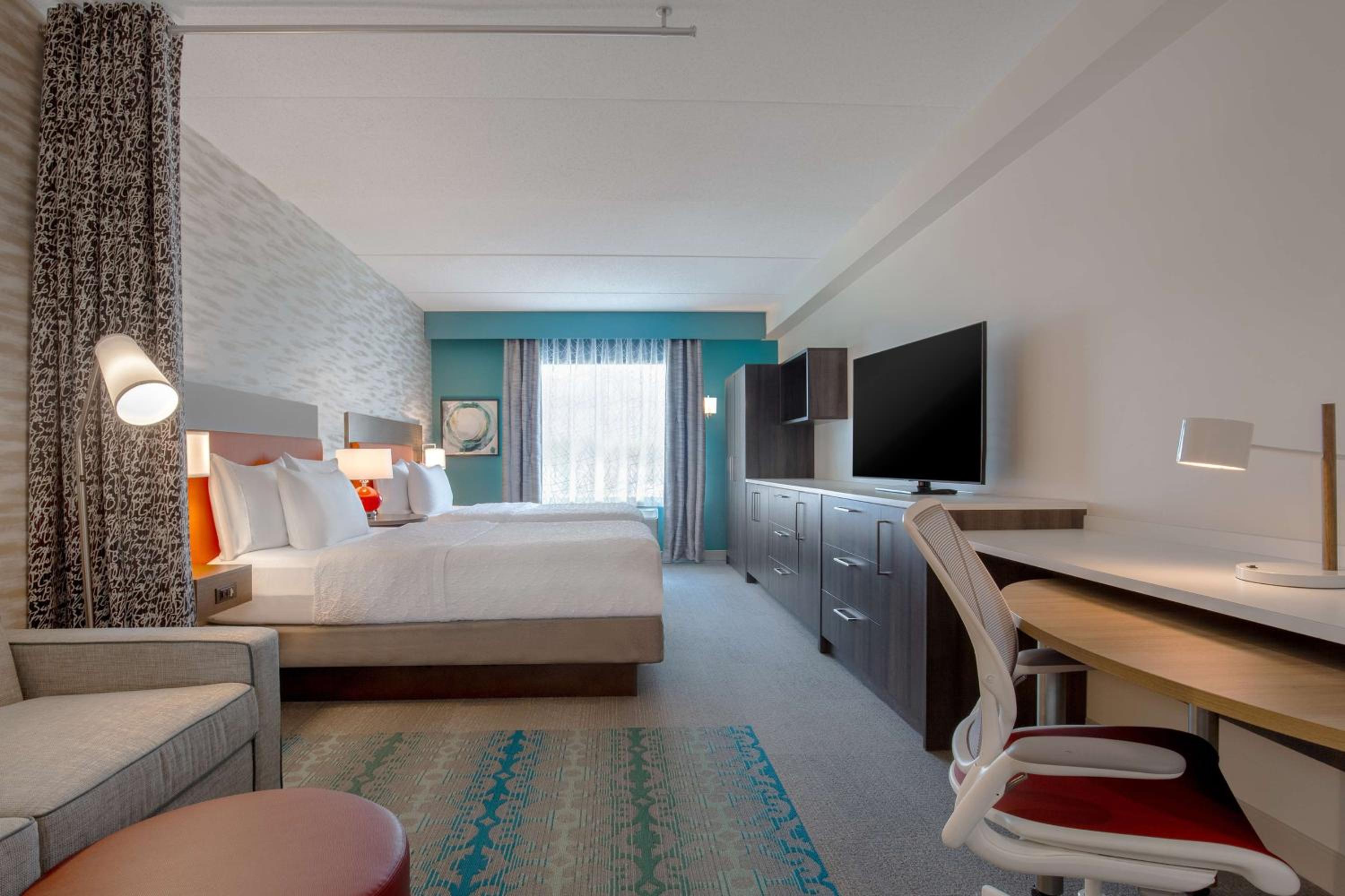 Studio Suite with Two Queen Beds photo 3