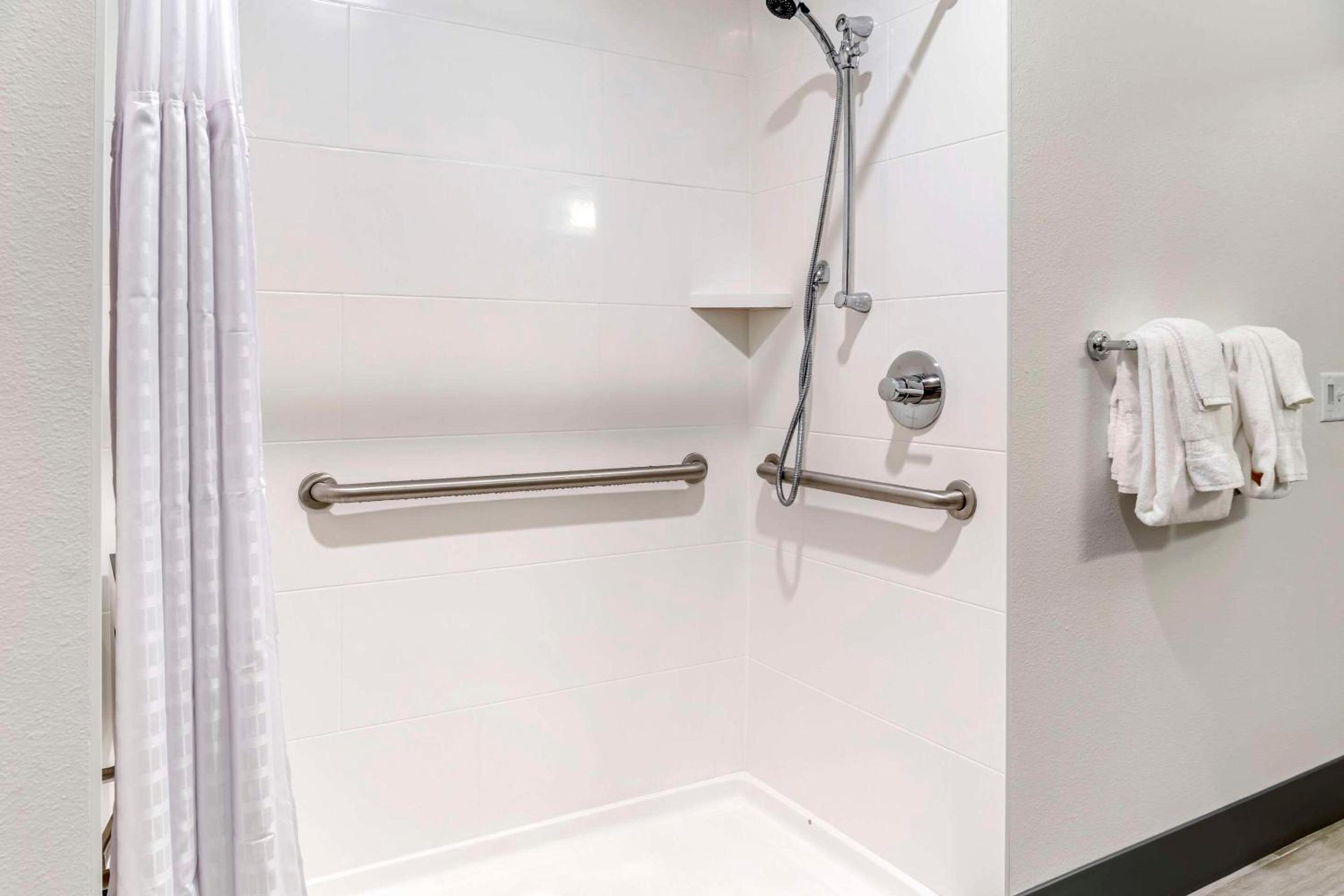 King Room - Disability Access - Photo 2