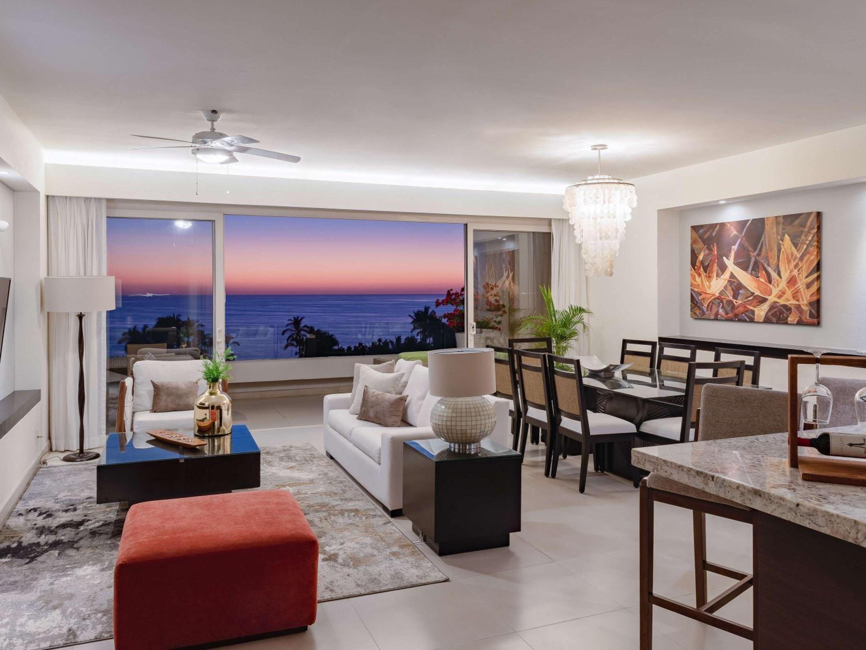 One-Bedroom King Room with Two Double Beds and Private Pool - Balcony/Kitchen