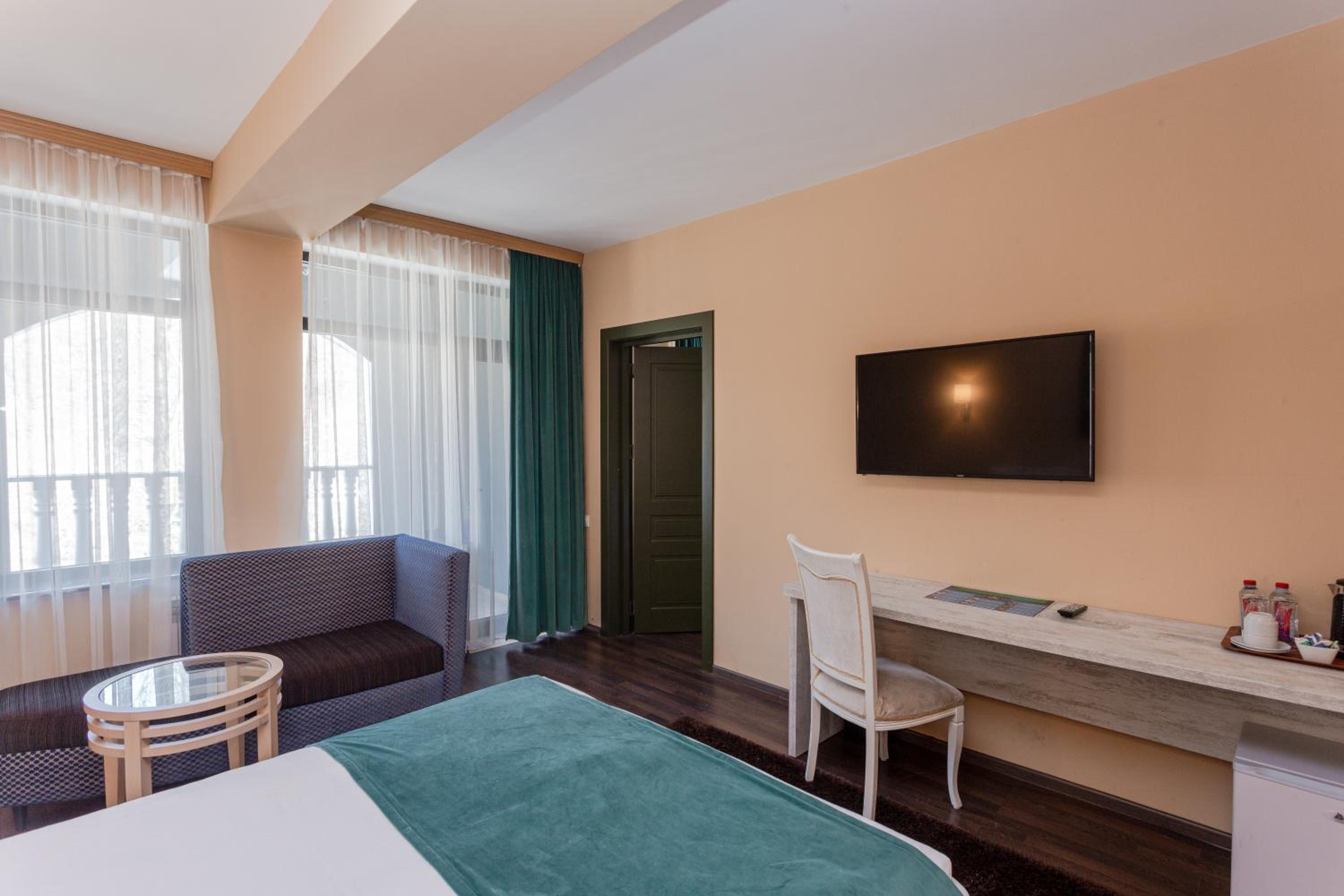 Deluxe Quadruple Room