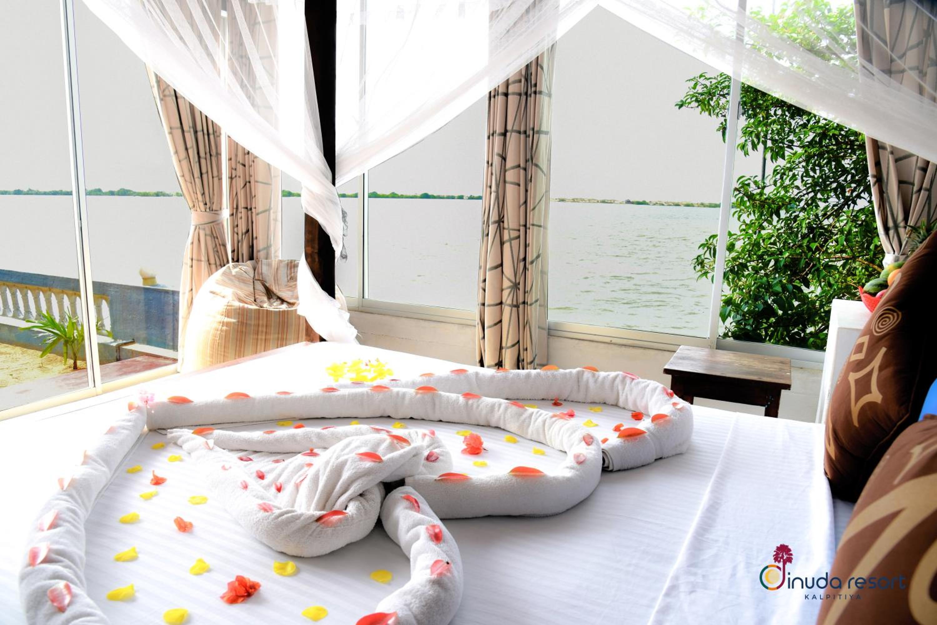 Budget Double Room - Photo 6