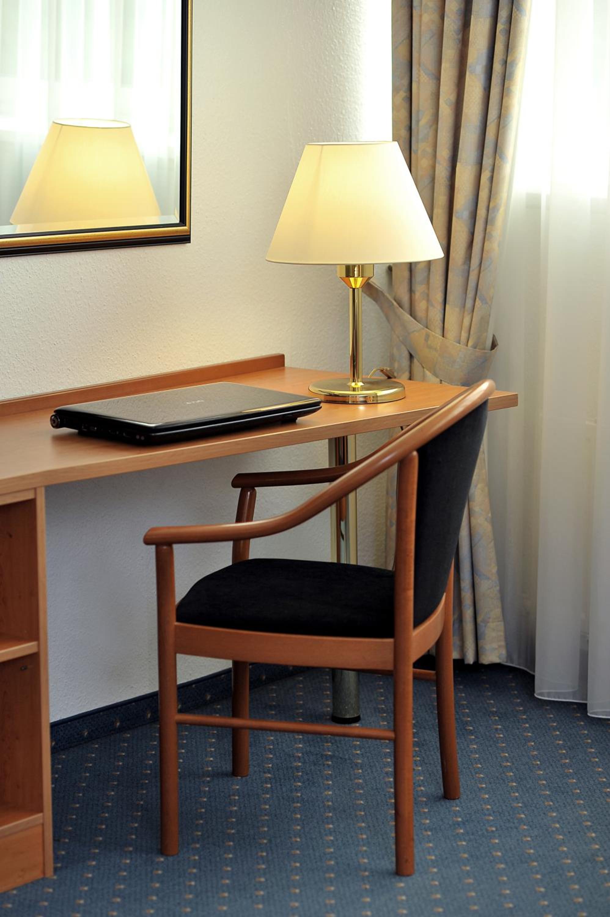 Double or Twin Room with Air Conditioning photo 3