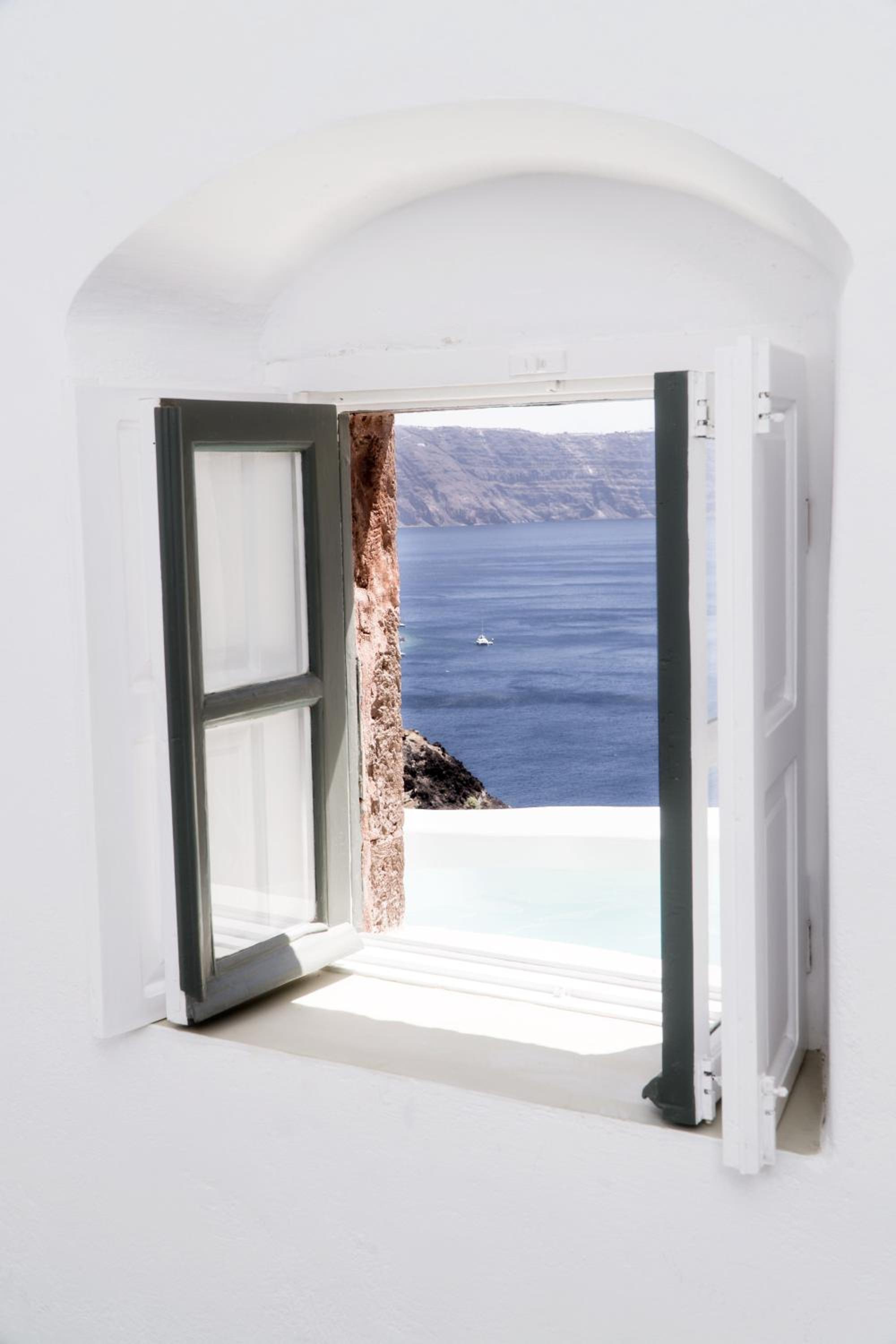 The Volcano Cave House - Photo 2