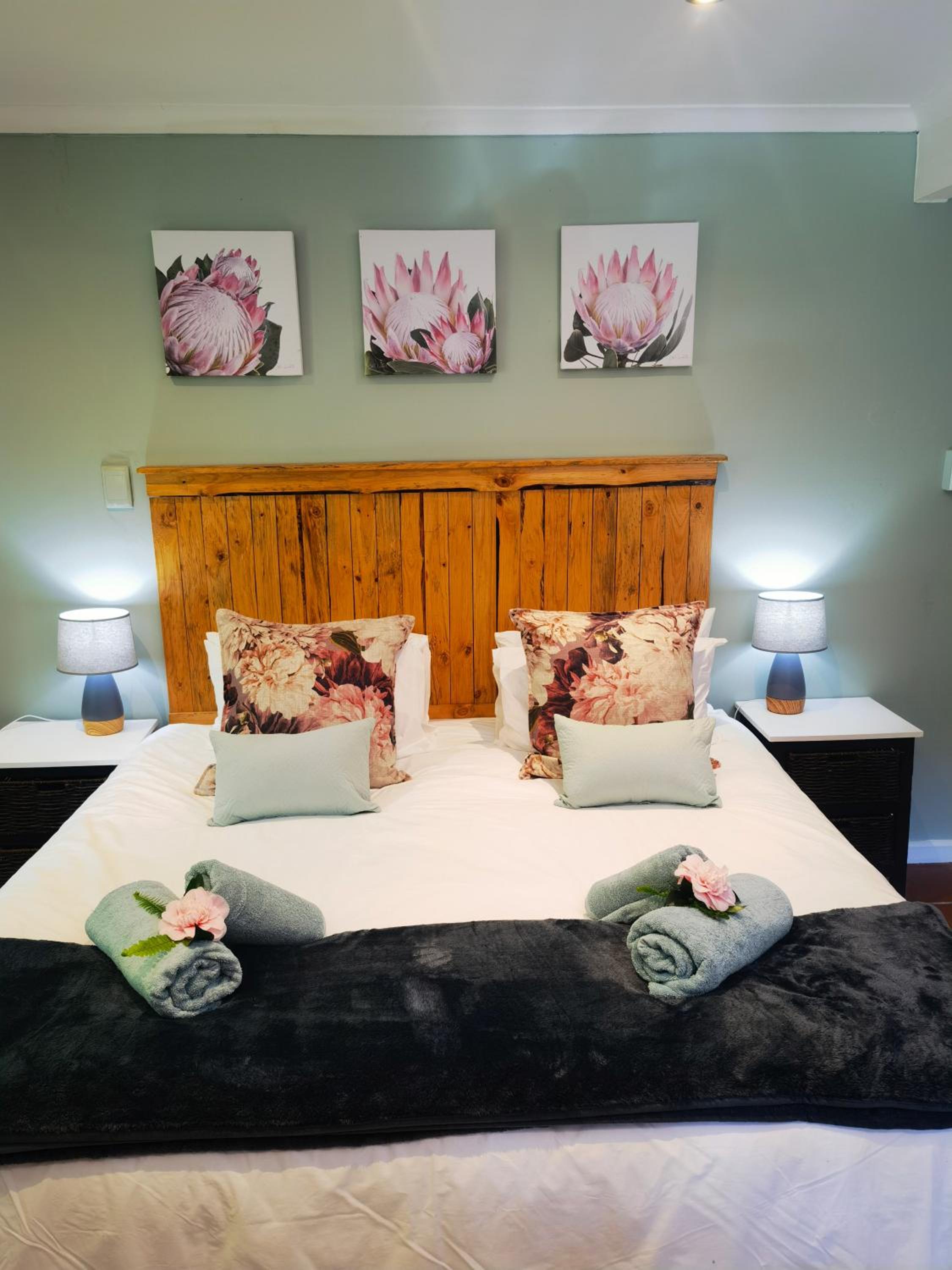 King Room with Garden View photo 3