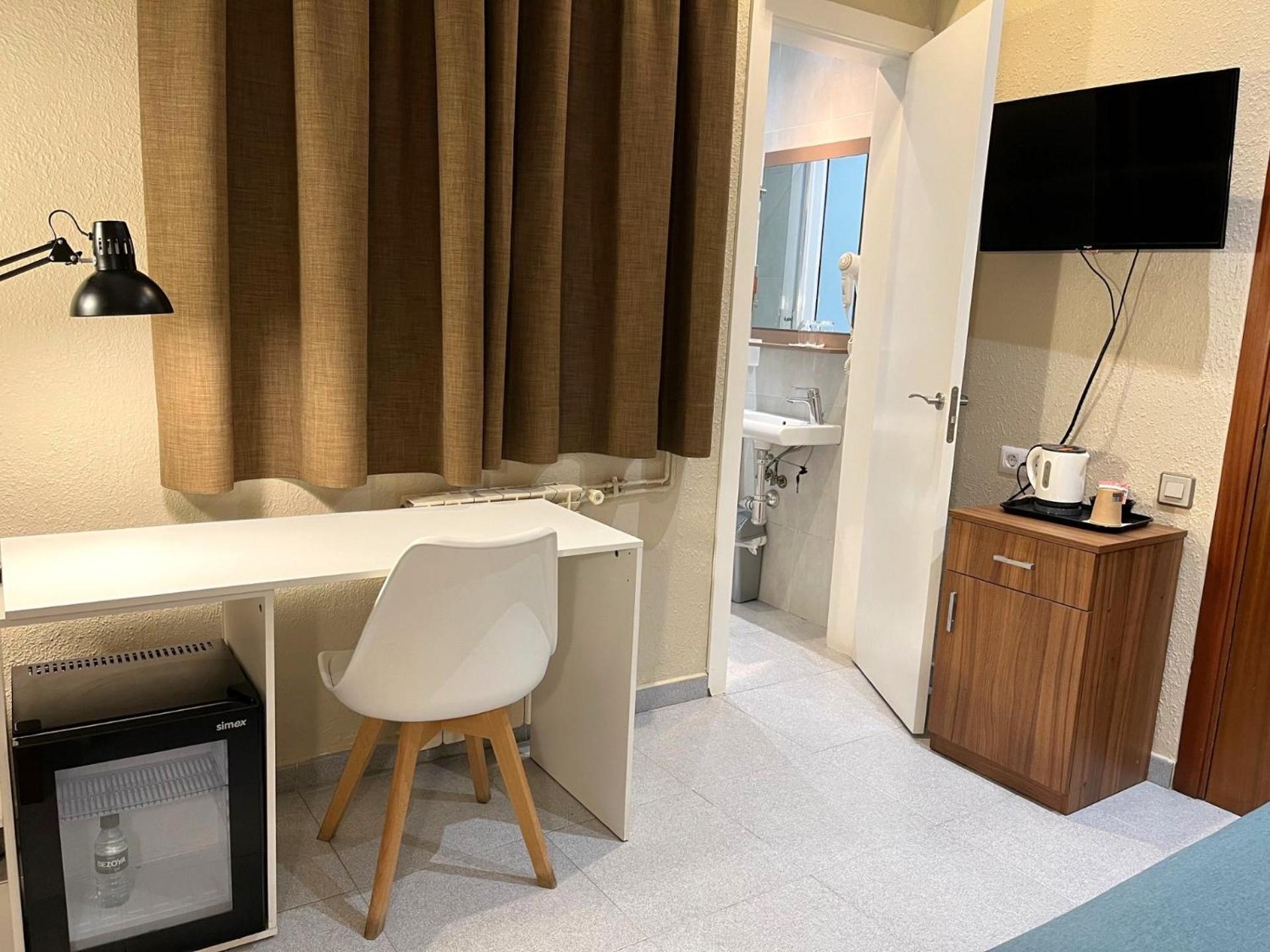 Single Room photo 3