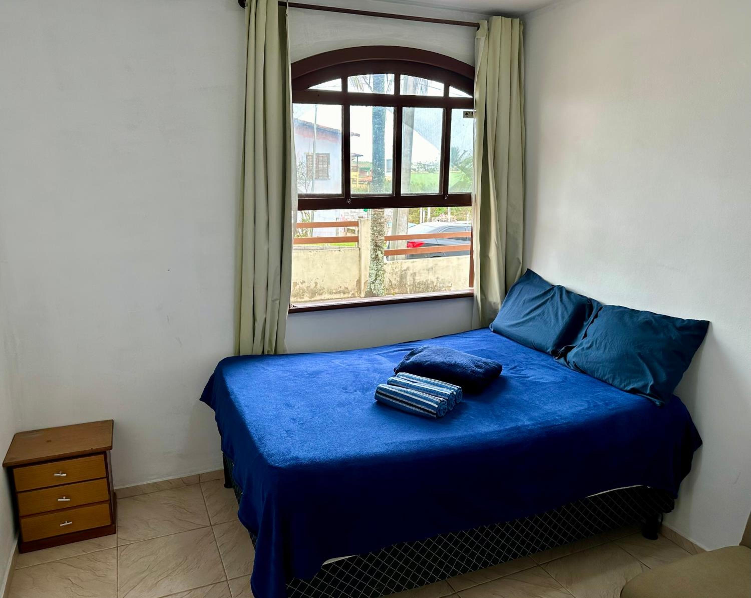 Triple Room With Shared Bathroom photo 2