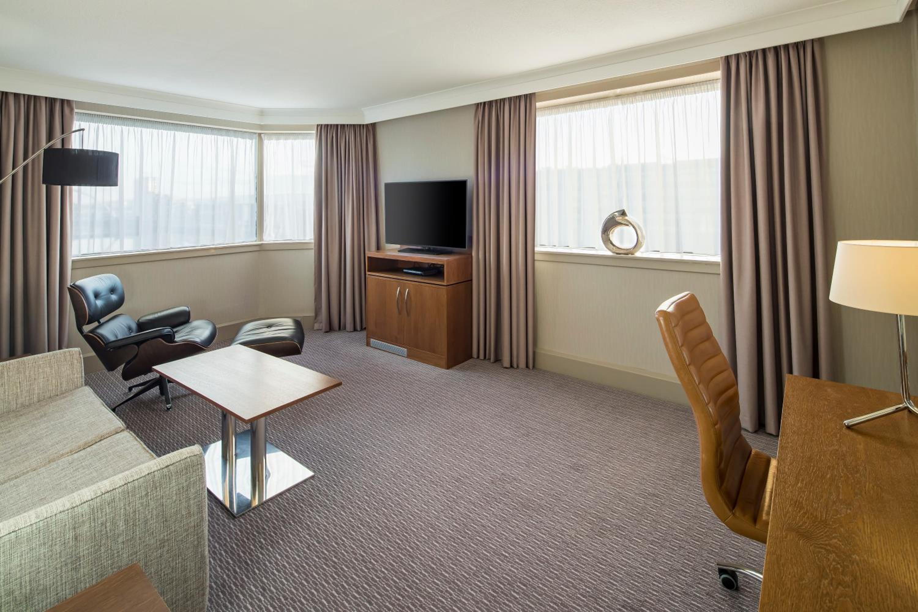 One Bedroom Suite  - Photo 2