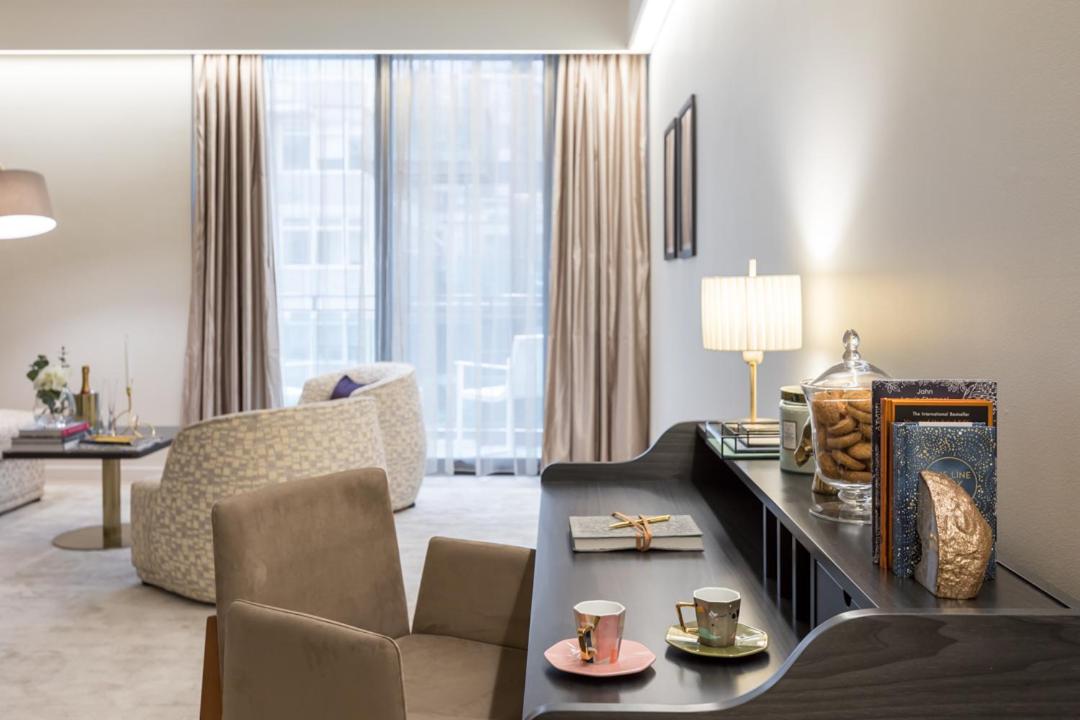 King Suite with Balcony photo 3