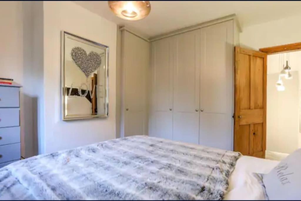 Two-Bedroom House photo 2
