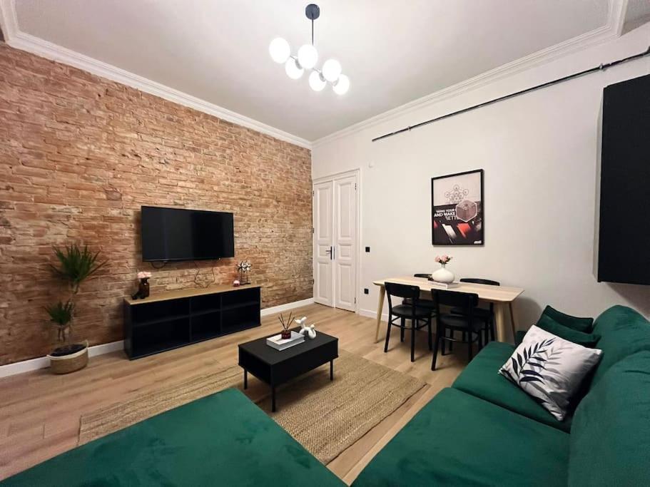 Two-Bedroom Apartment photo 1