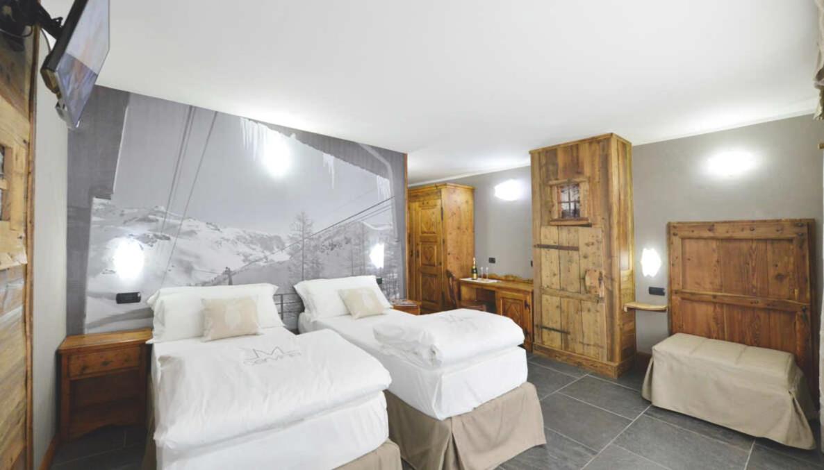 Standard Double or Twin Room - Photo 1