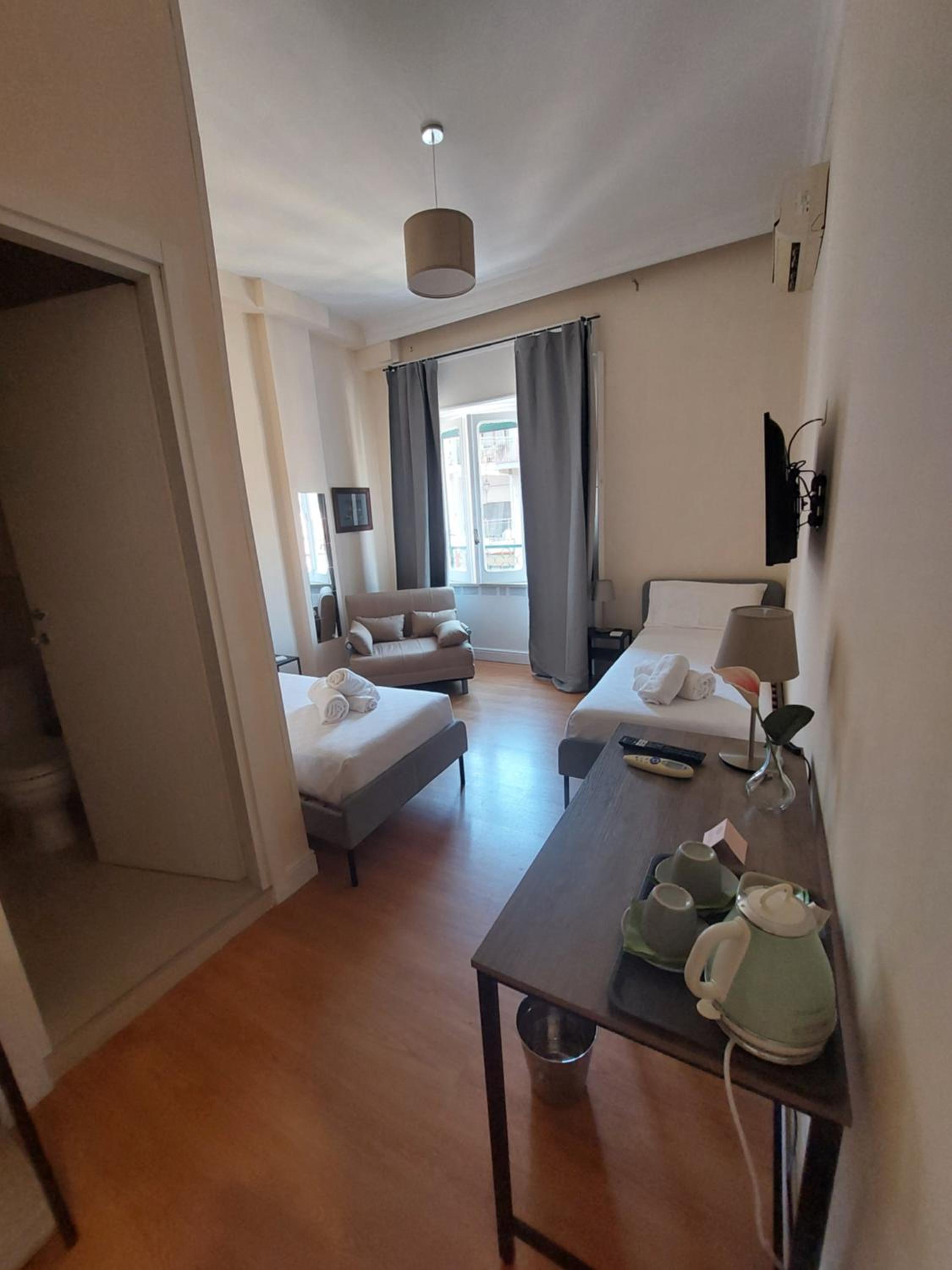 Deluxe Triple Room