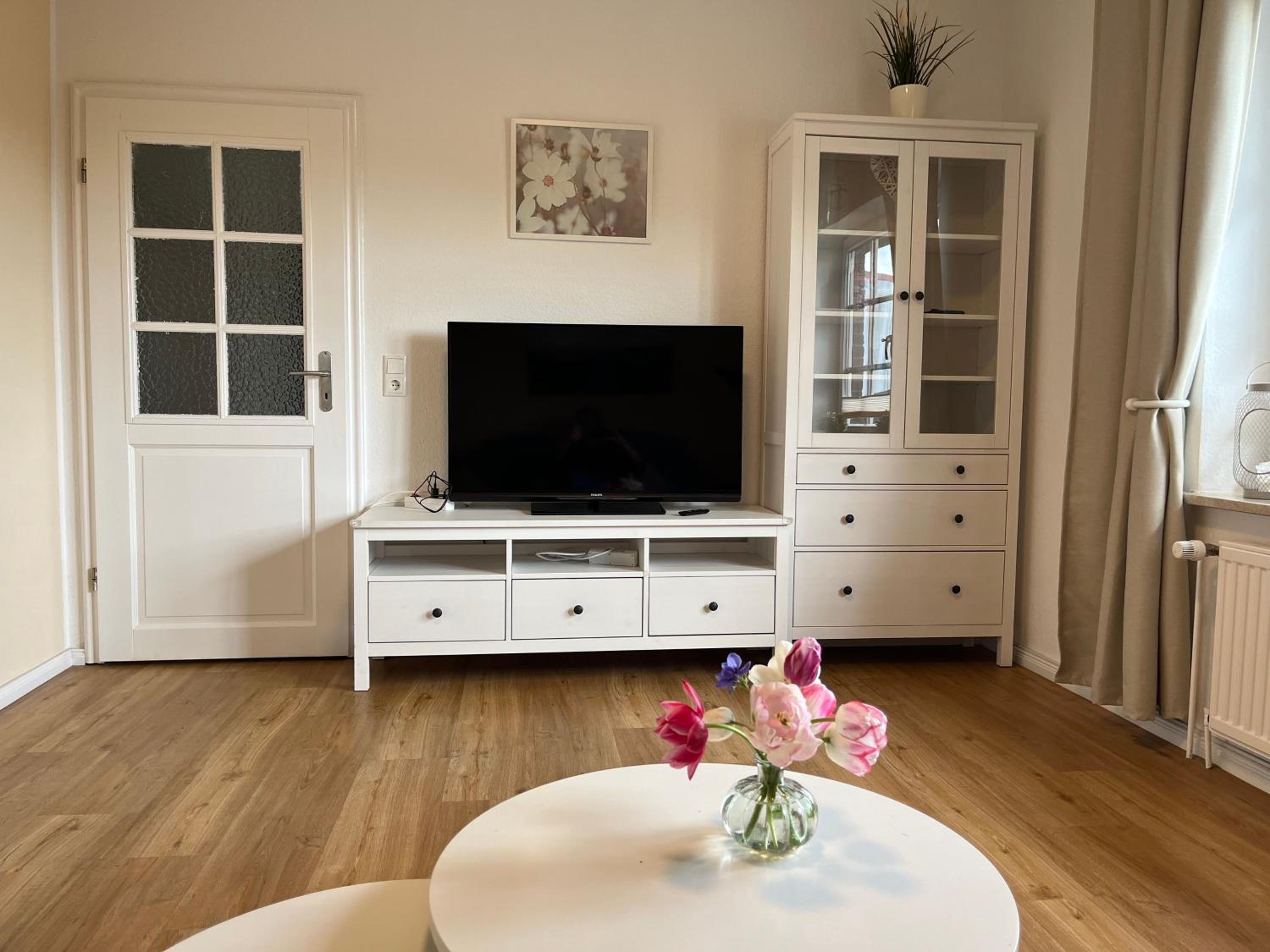 Two-Bedroom Apartment with Terrace photo 3
