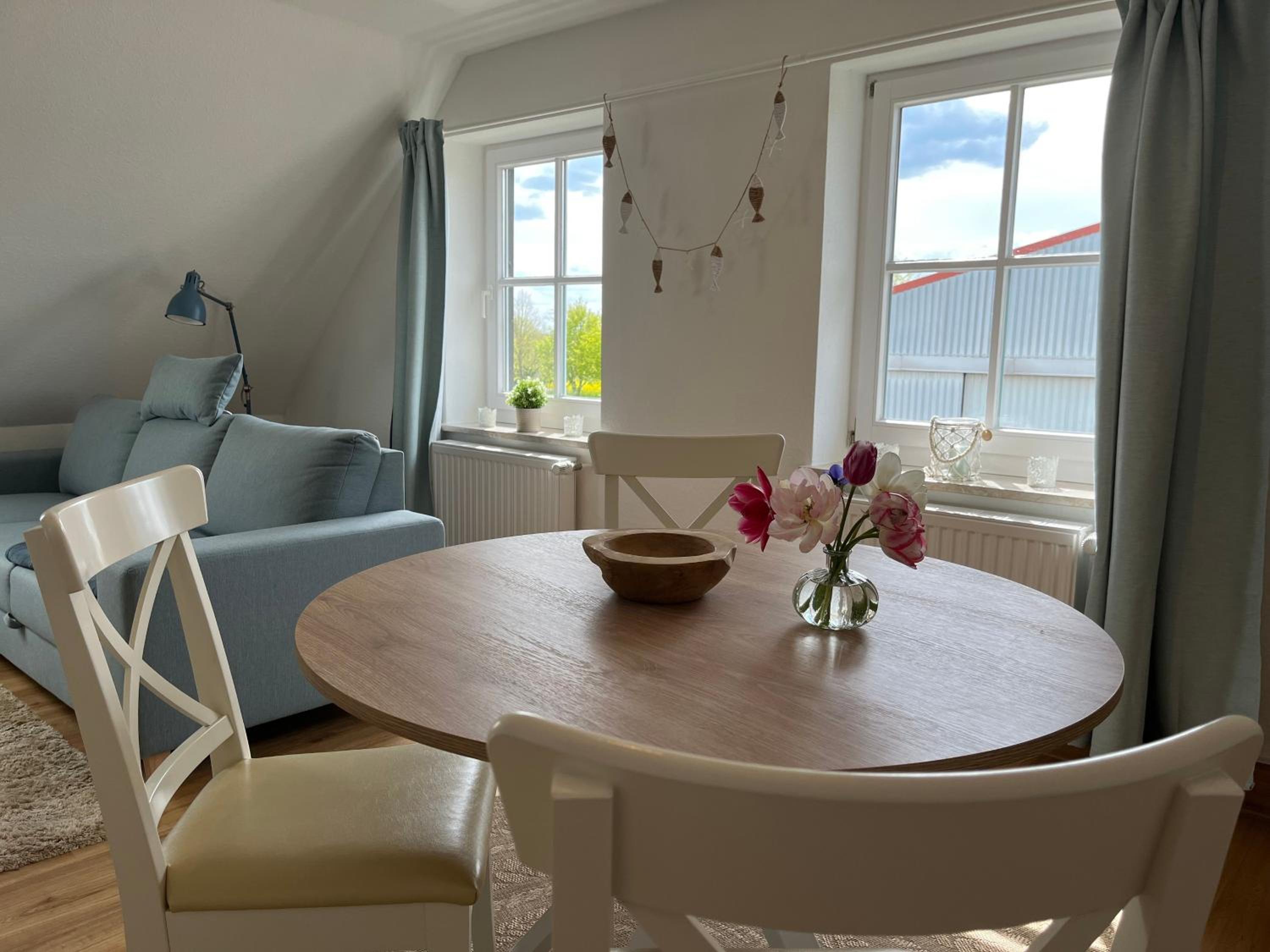 Three-Bedroom Vacation Home  photo 3