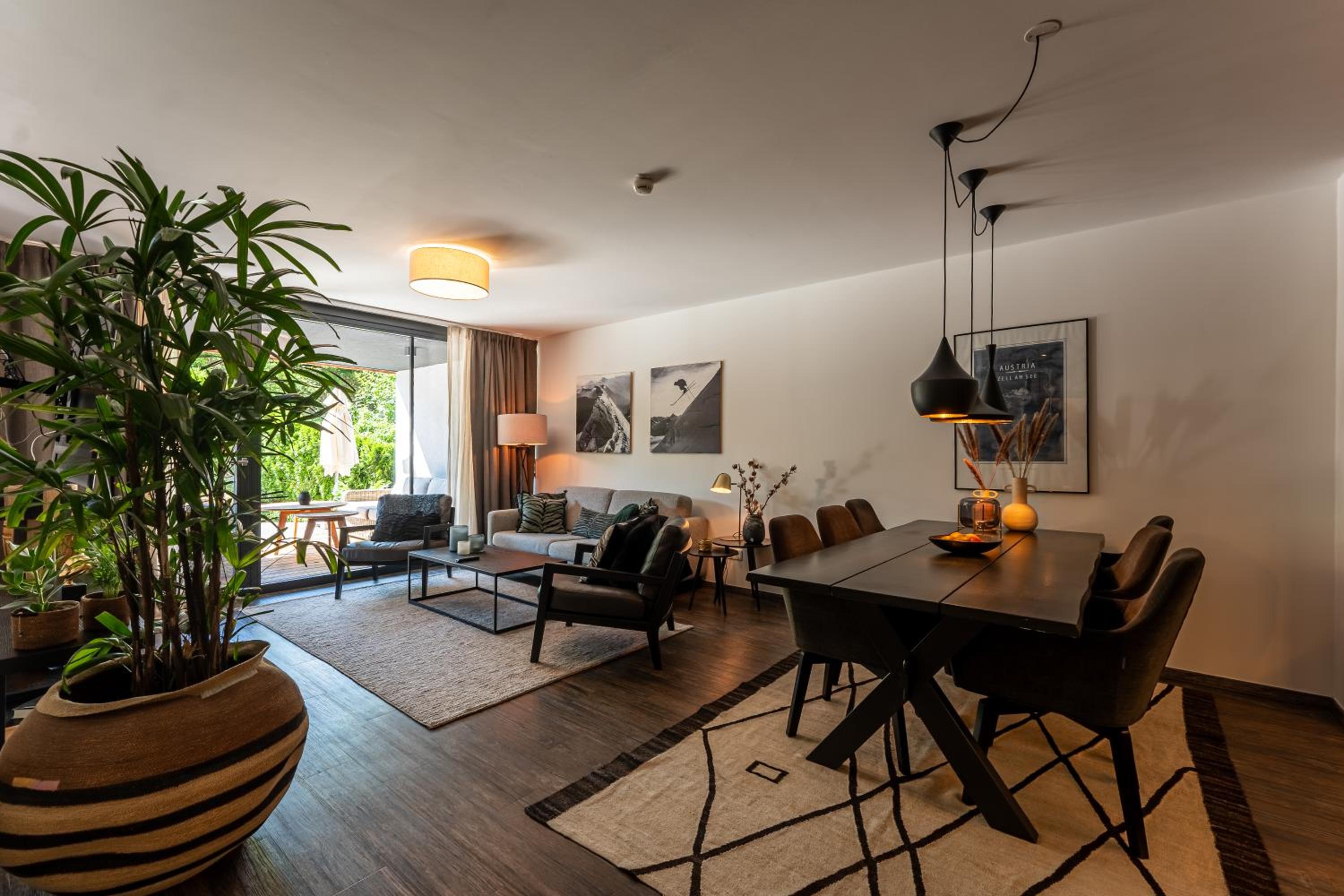 Apartment with Terrace - Top 1