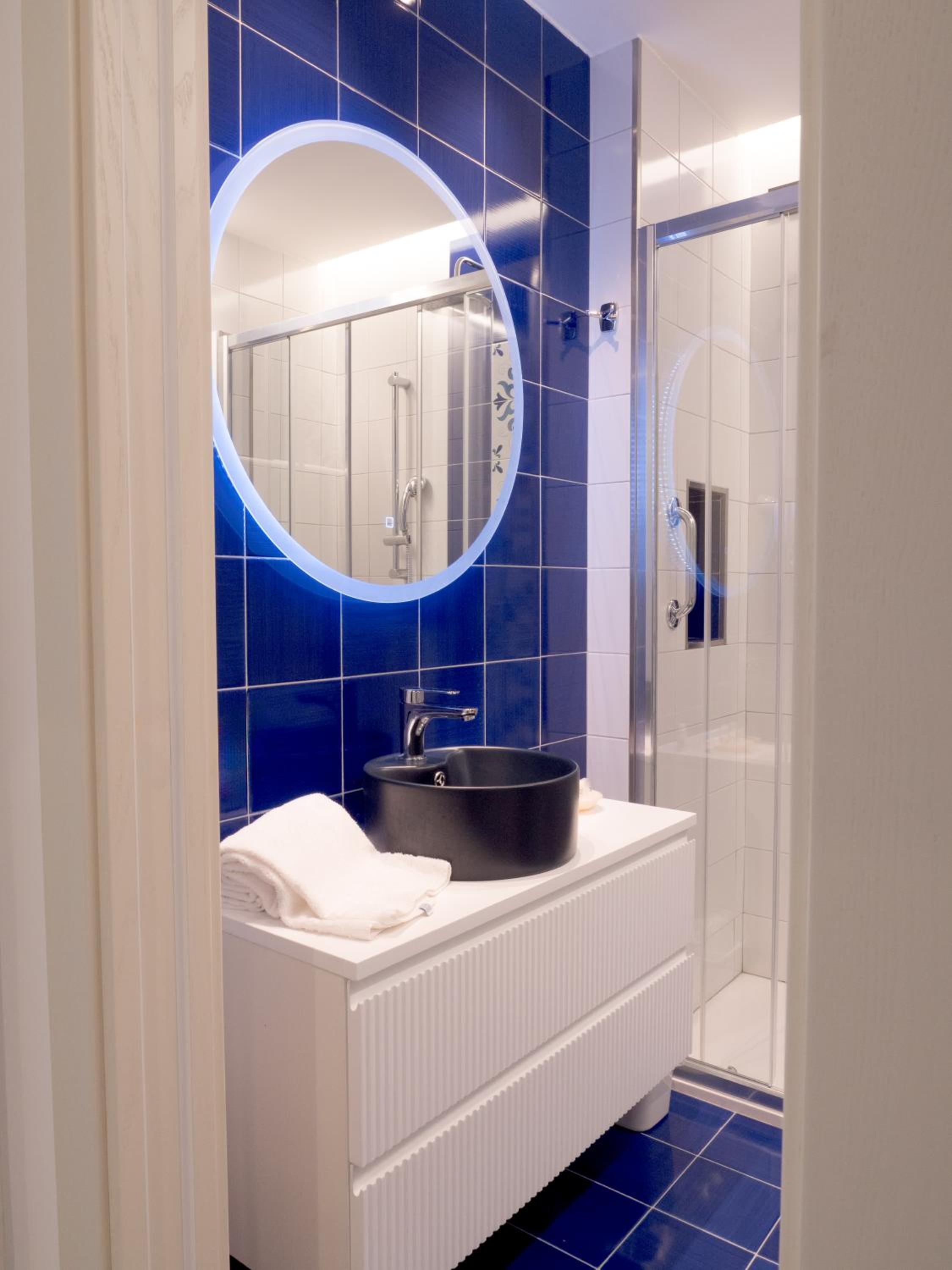 Classic Quadruple Room - Photo 9