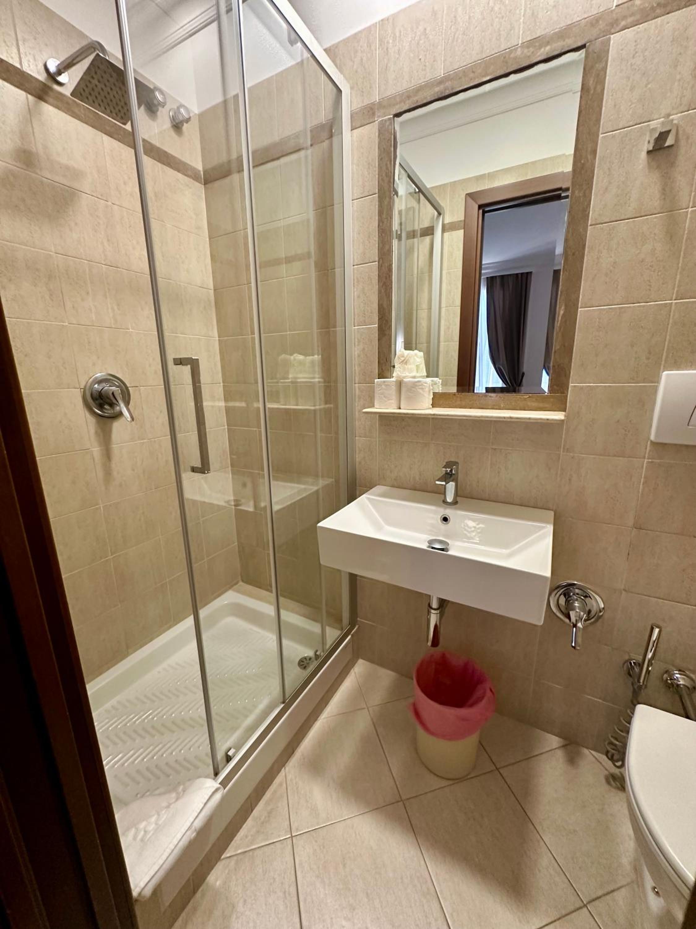 Triple Room photo 2