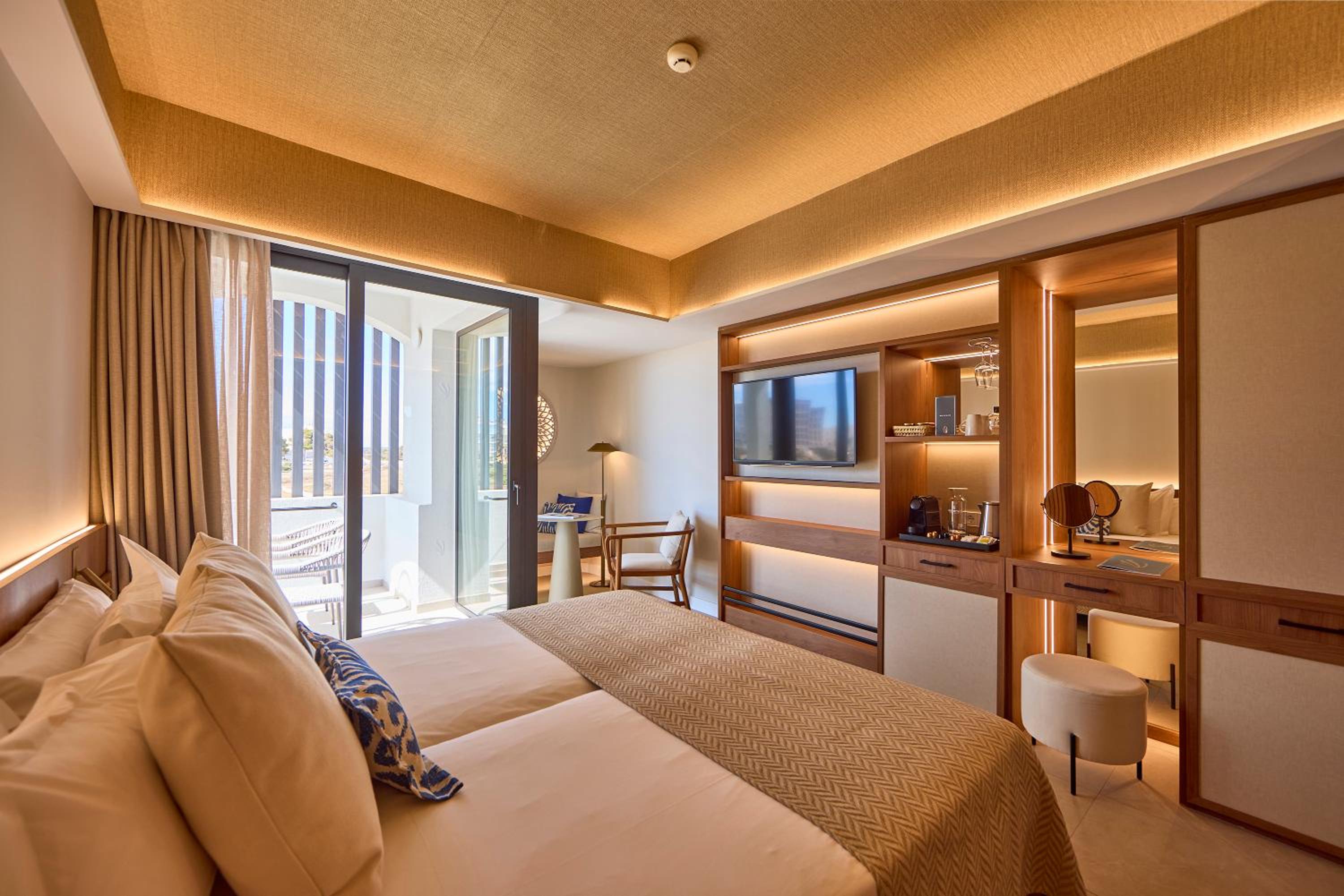 Double or Twin Room with Side Sea View