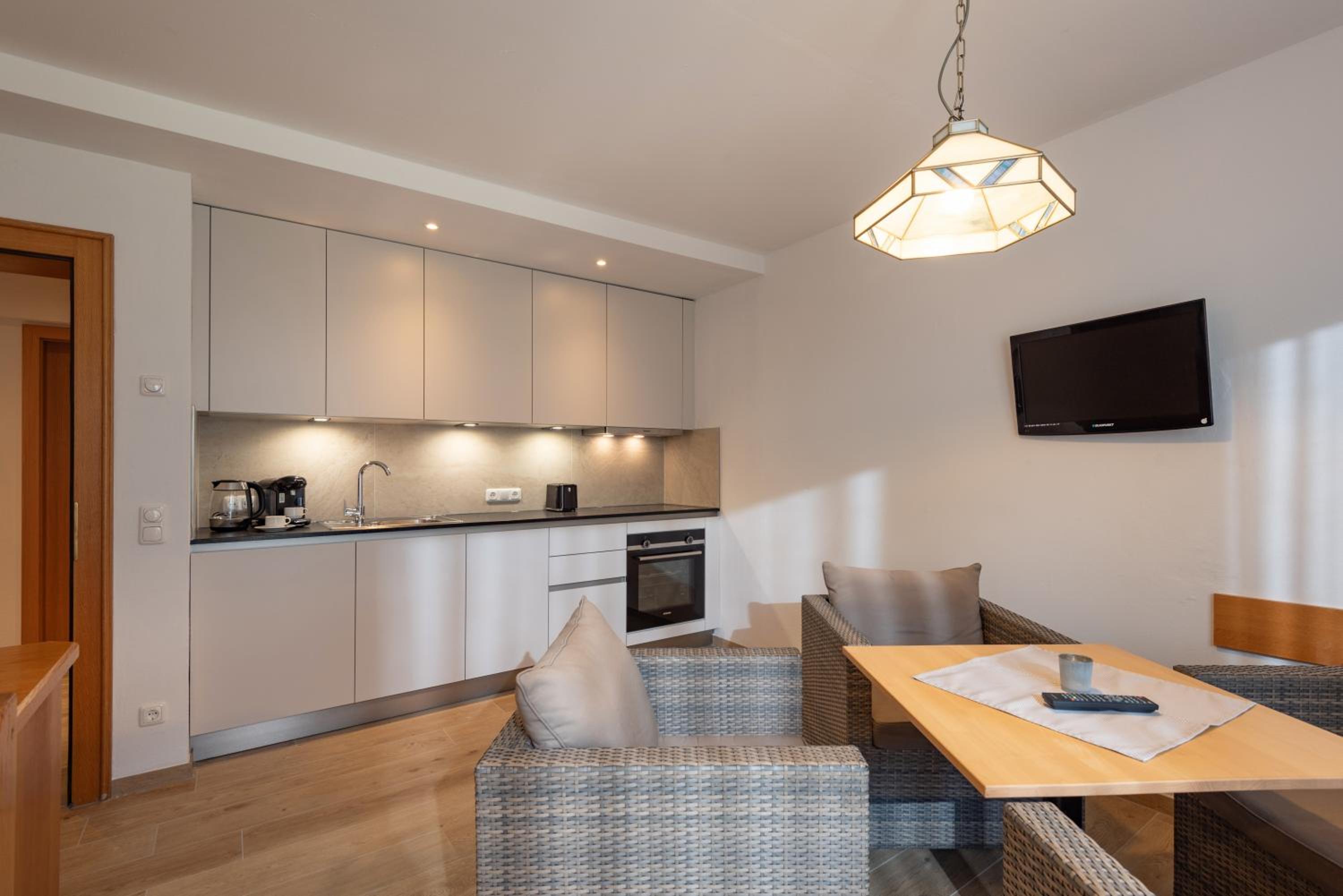 Two-Bedroom Apartment with Terrace photo 2