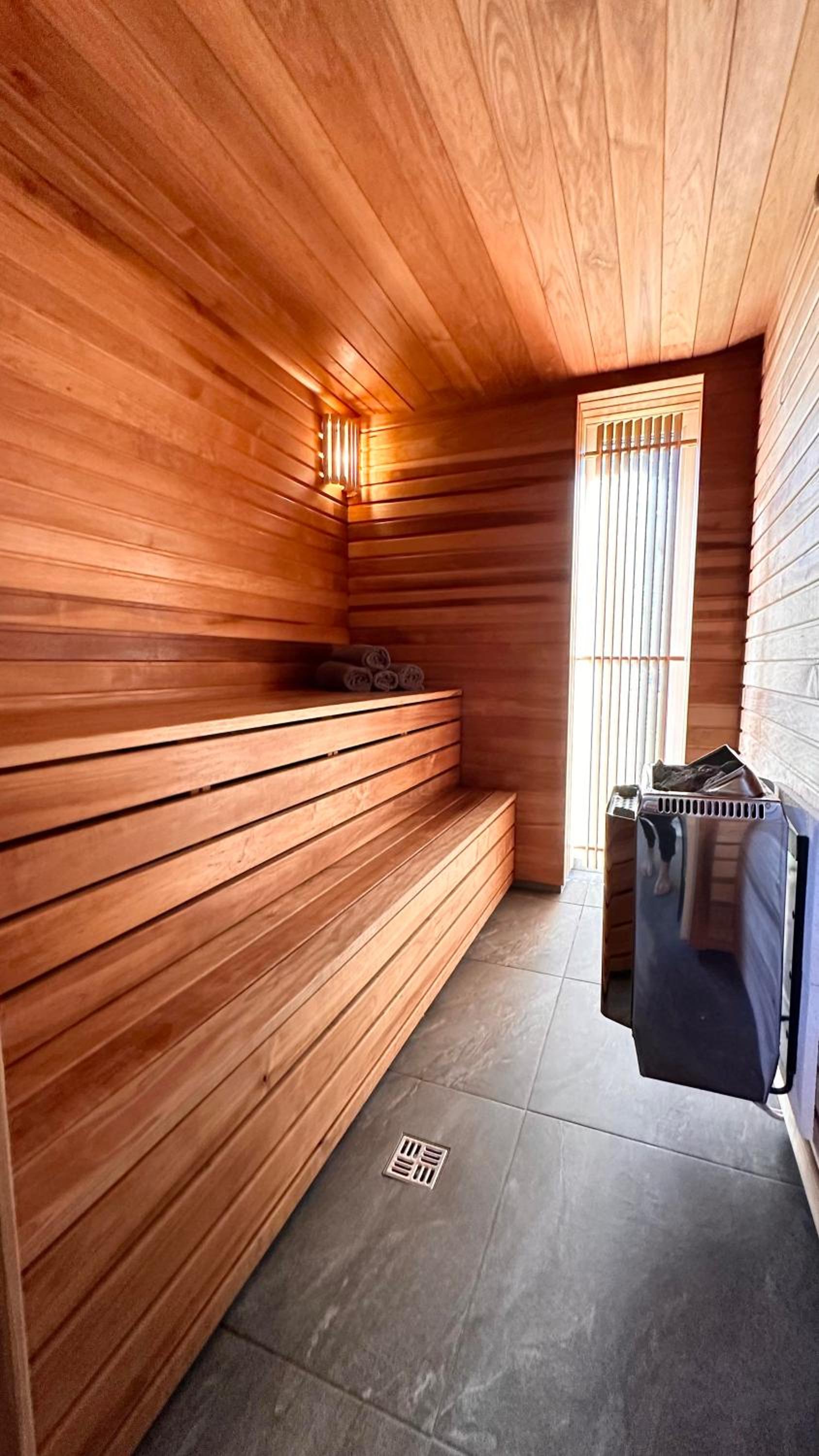 Two-Bedroom House - Photo 10