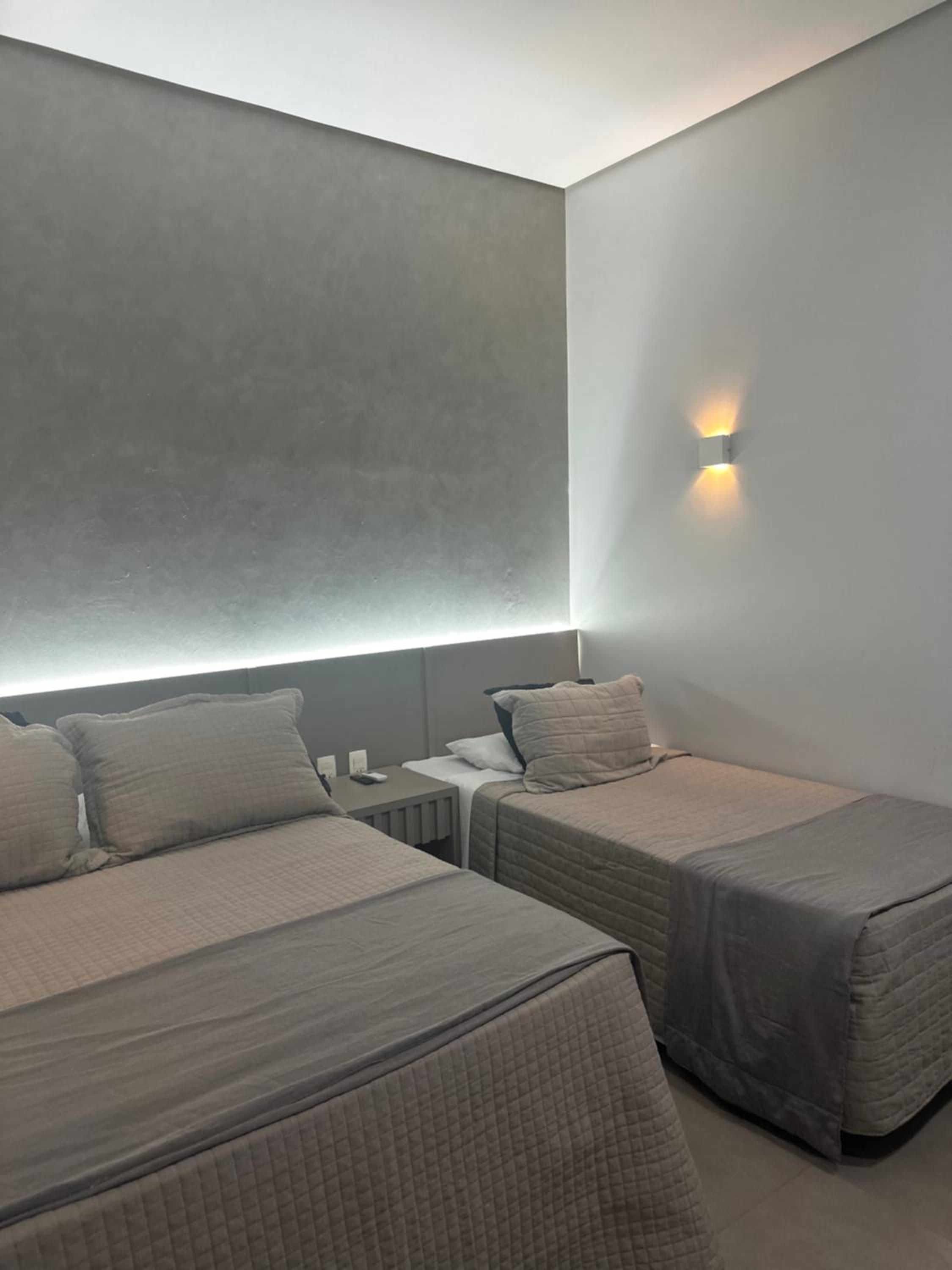 Deluxe Room (2 Adults + 1 Child) photo 1