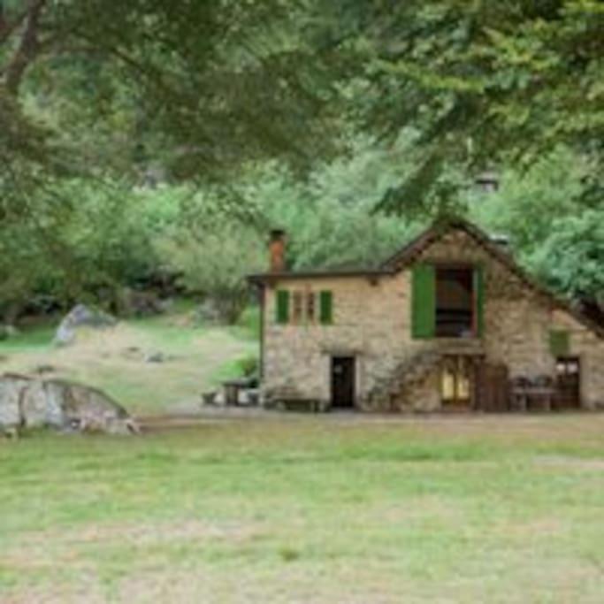 Two-Bedroom House photo 2