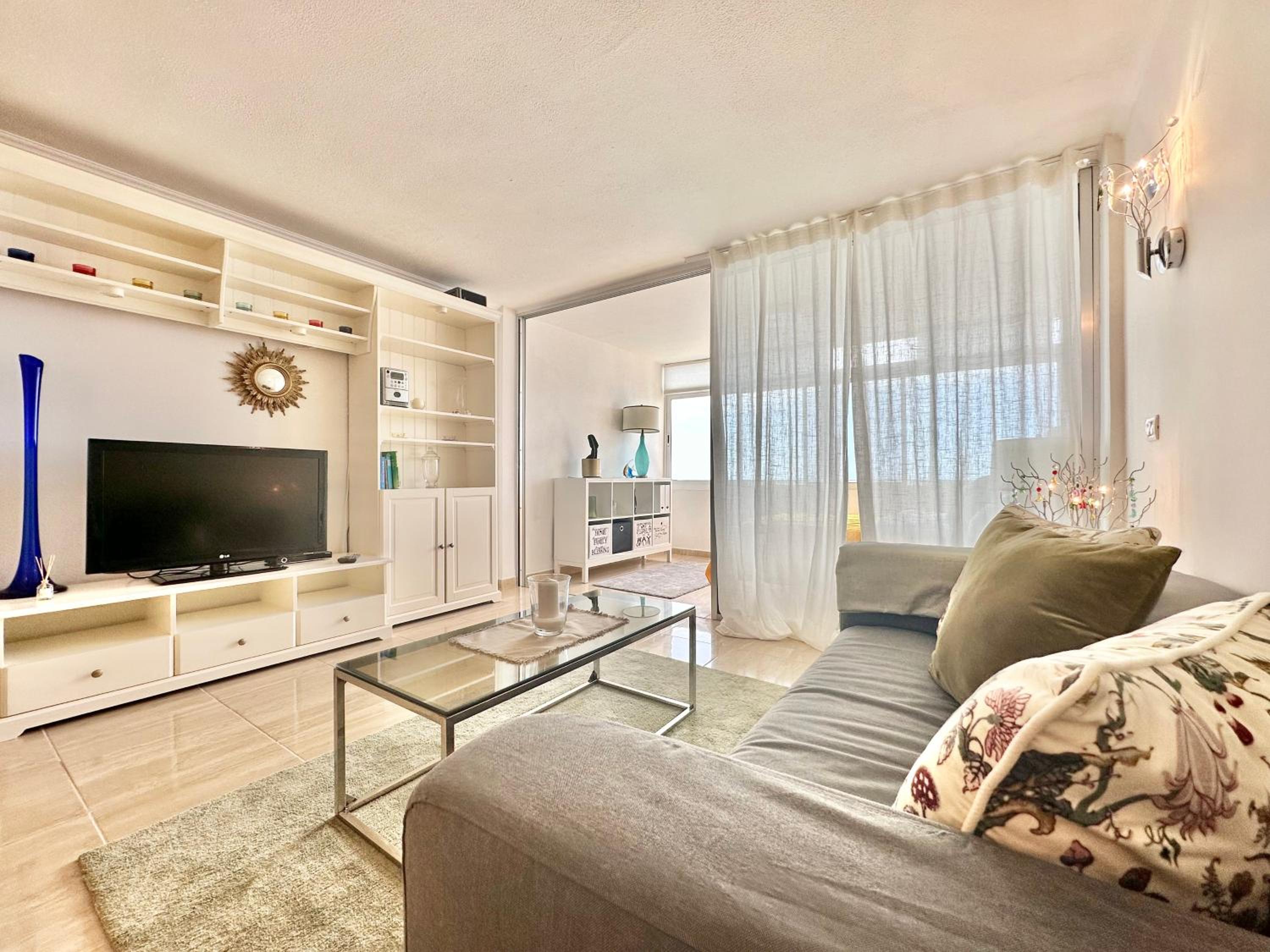 Apartment with Sea View photo 2
