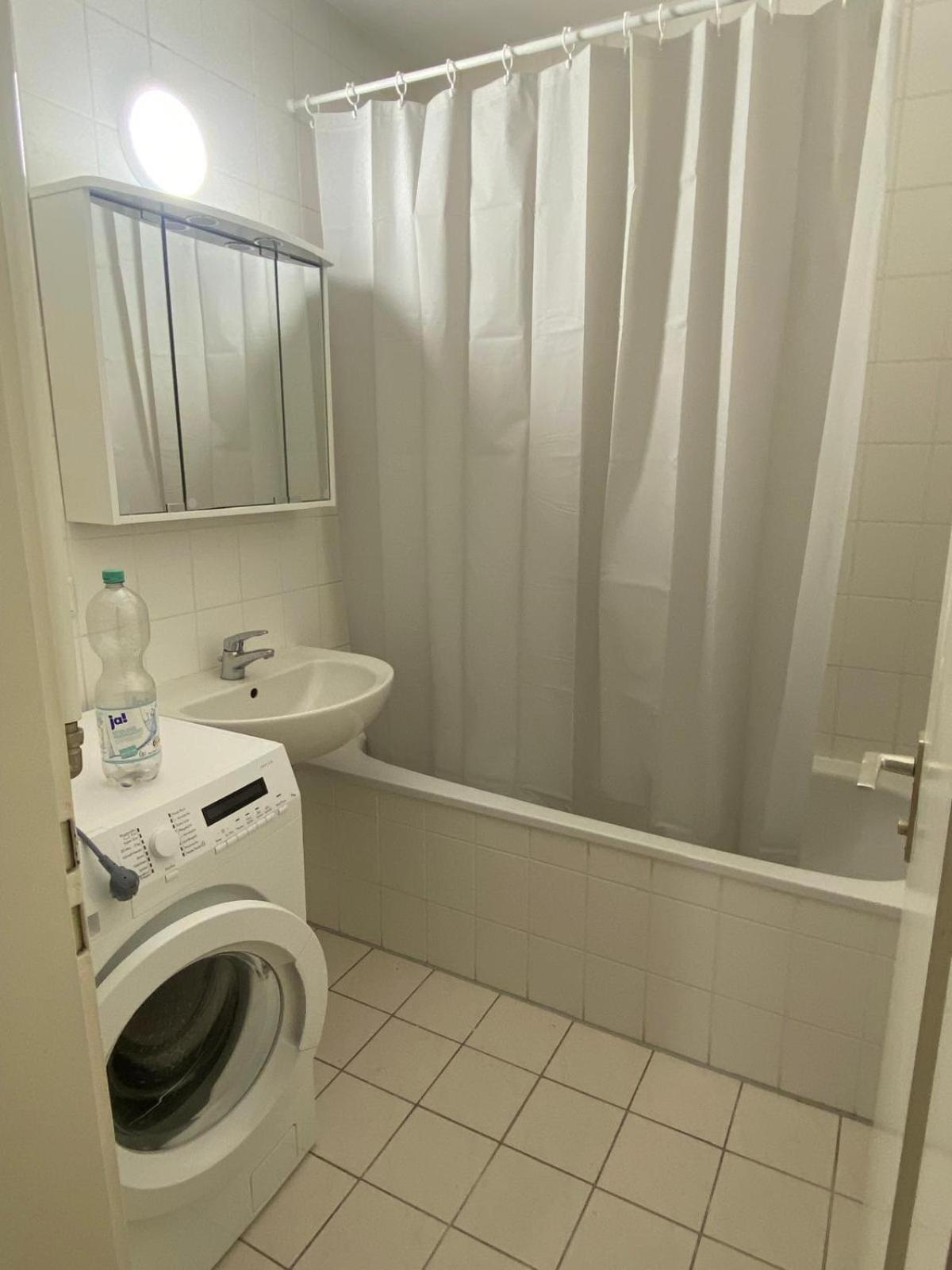 Three-Bedroom Apartment with Balcony photo 1