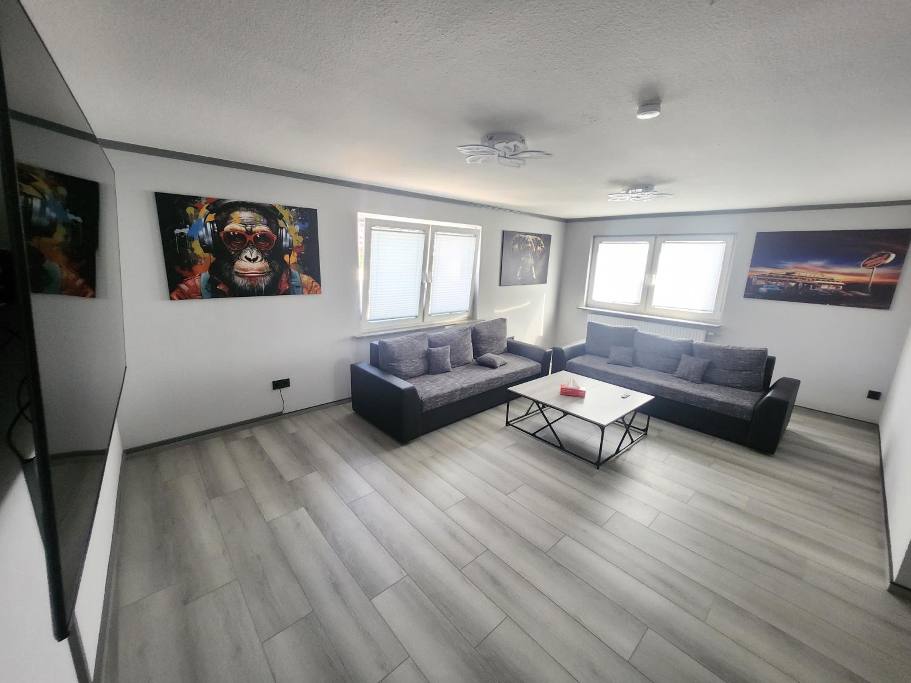Single Room with Private Bathroom photo 2